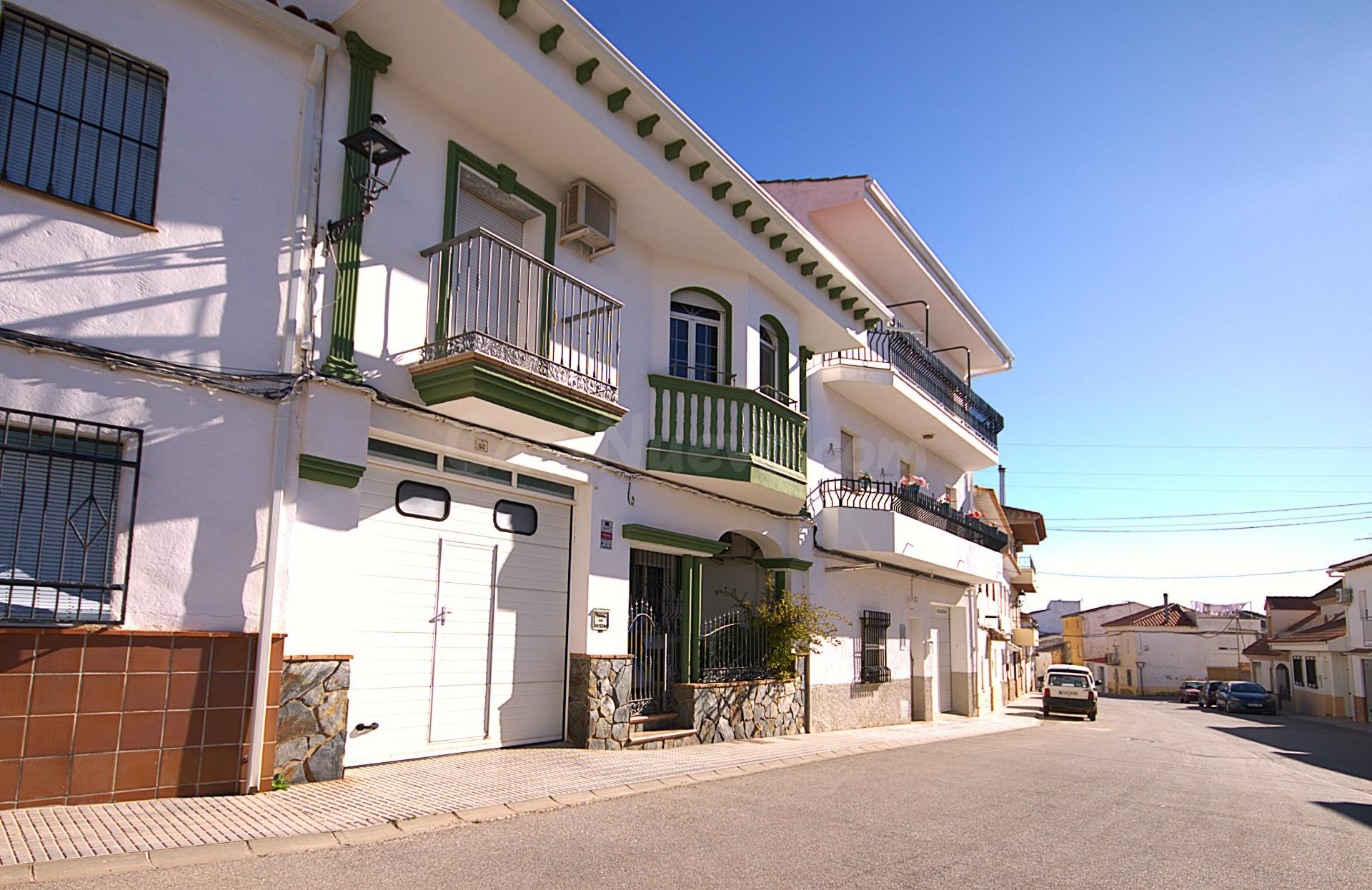 MAGNIFICO ADOSADO EN POZO ALCÓN, JAÉN - foto 3