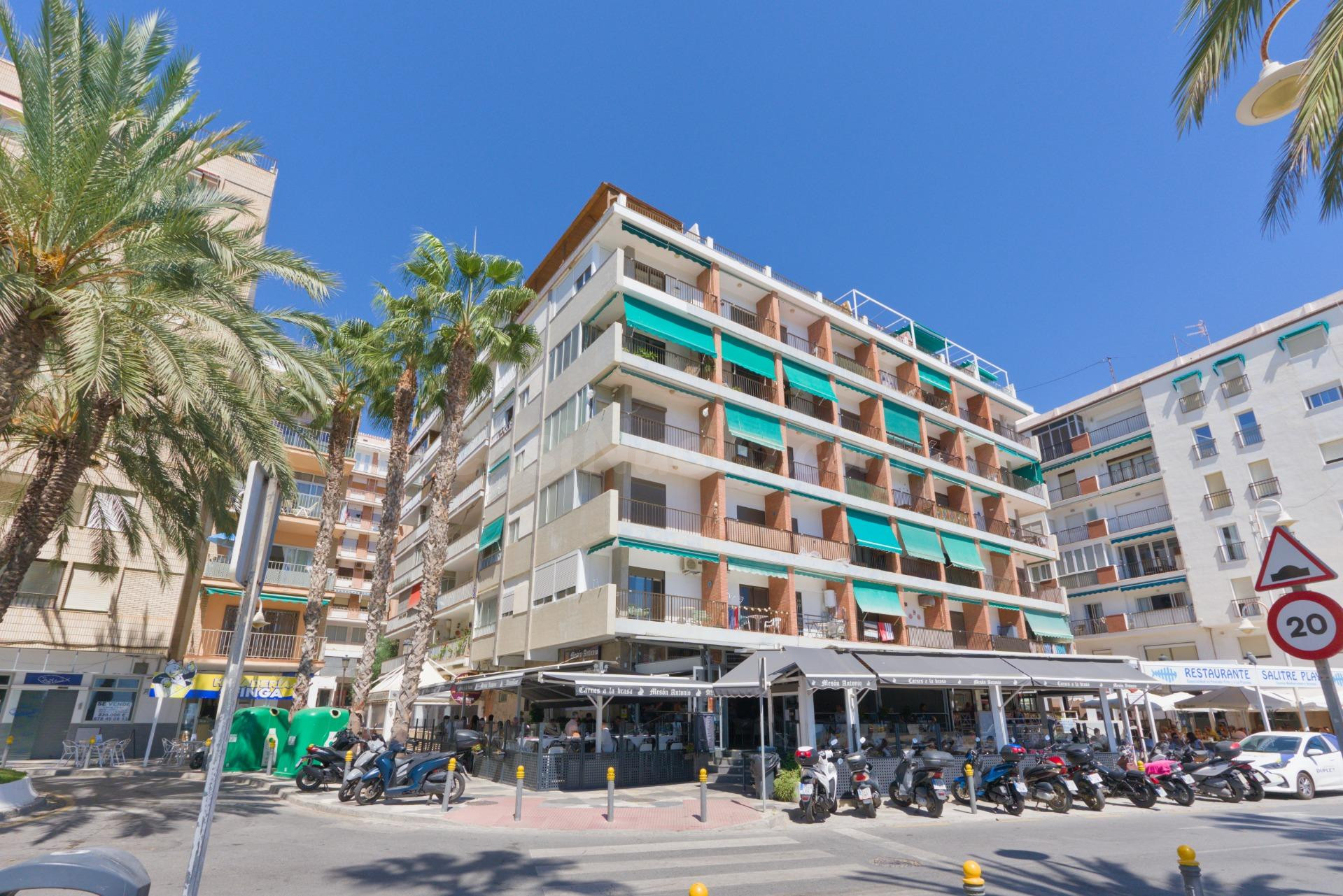 Piso 3 dormitorios en pleno centro del Almuñécar junto a la playa