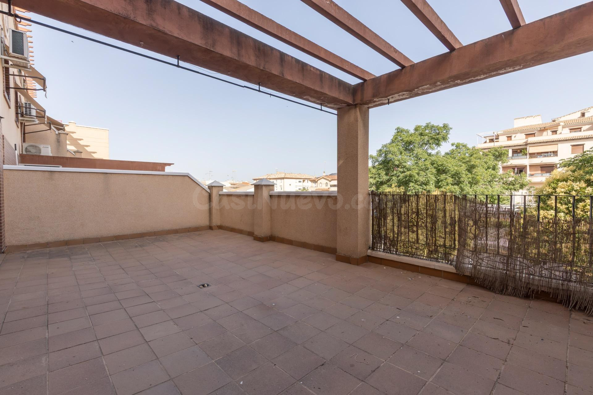PISO CON TERRAZA EN ATARFE! - foto 3