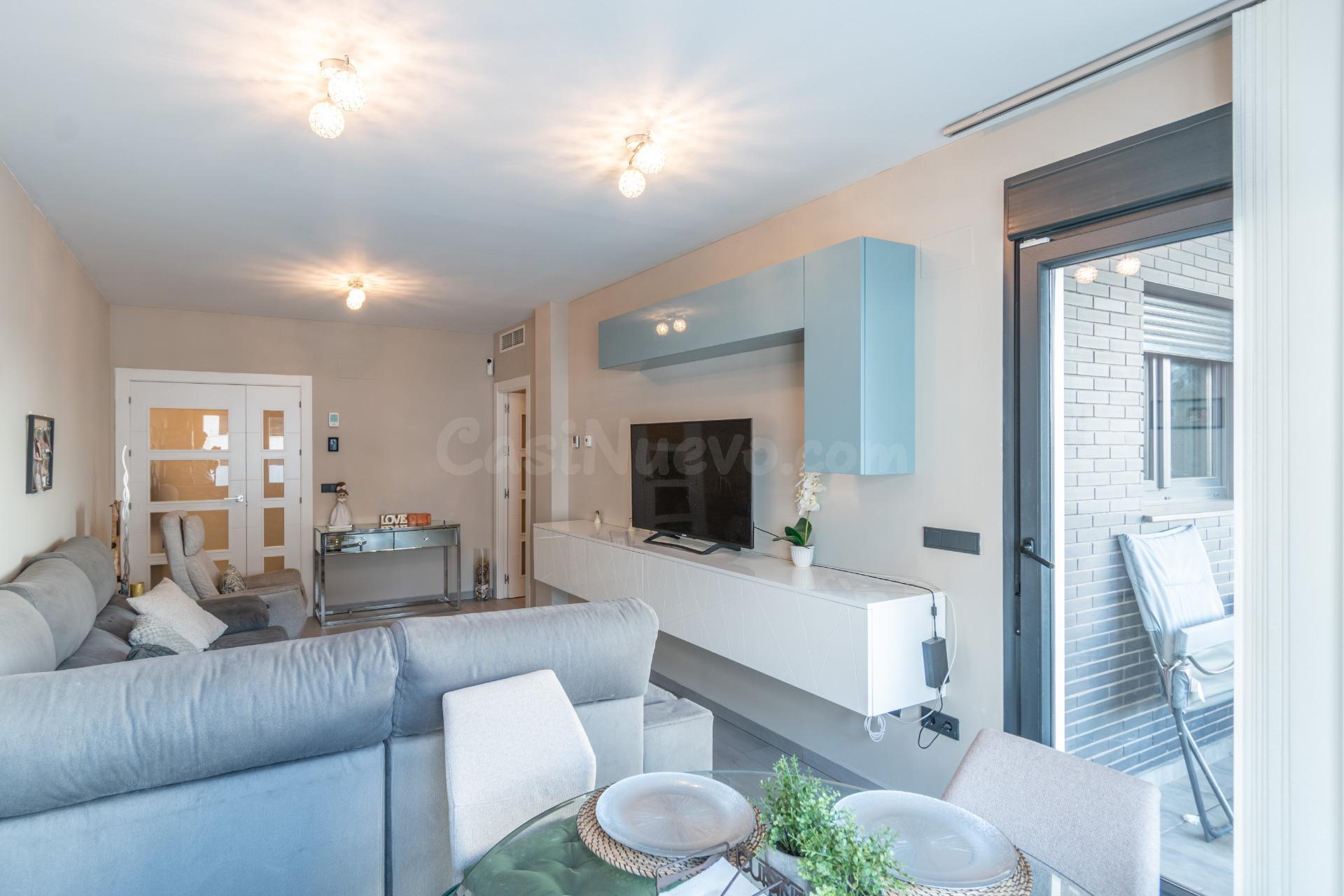 Exclusiva vivienda en Residencial Nevada — Urbanización de lujo junto al Centro Comercial Nevada