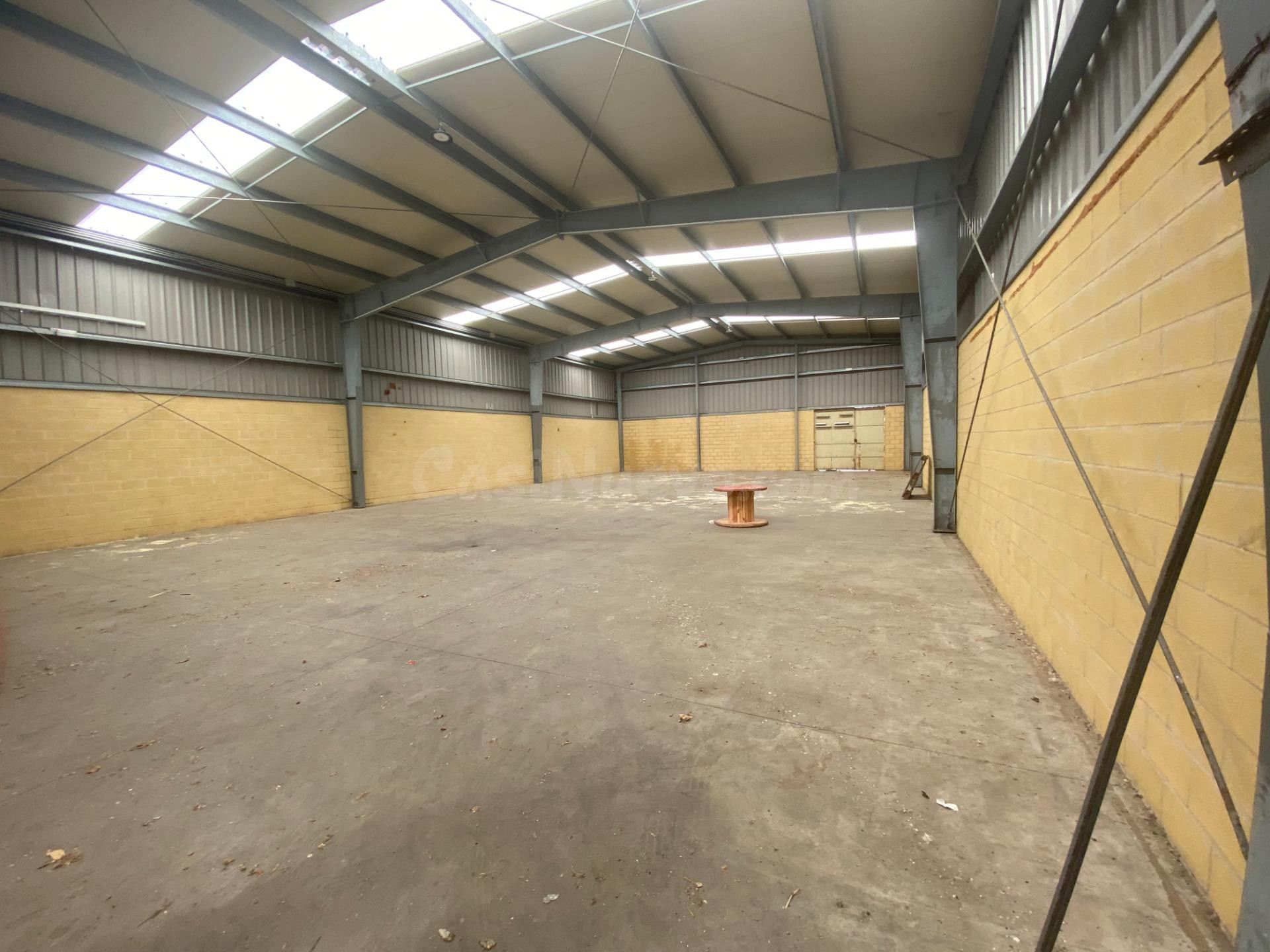 Nave industrial para alquiler en Estepona | CABANILLAS REAL 