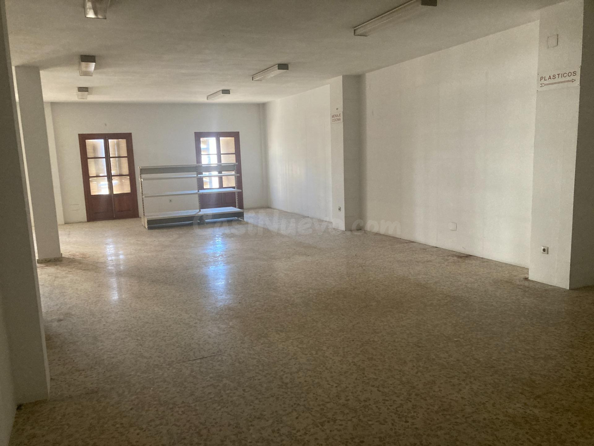 Local y dos pisos en venta en Estepona | CABANILLAS REAL EST - foto 5