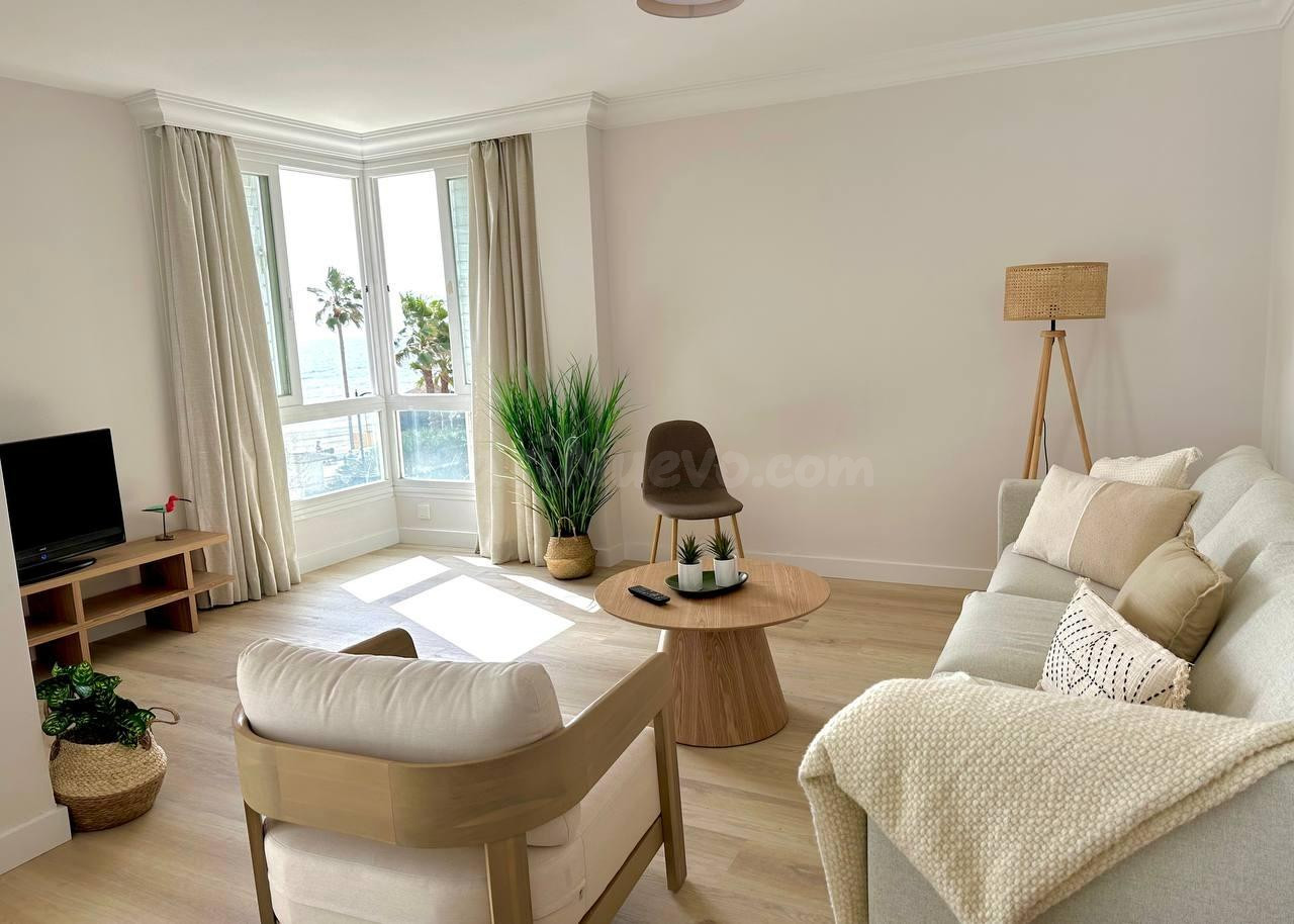 Piso en alquiler en 1º línea de playa de Estepona | CABANILL - foto 5