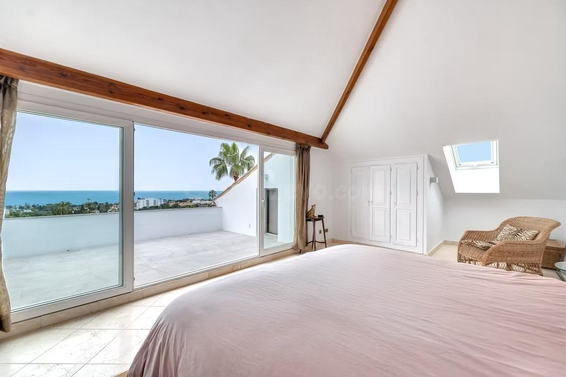 Increible villa de lujo en Marbella | CABANILLAS REAL ESTATE - foto 5
