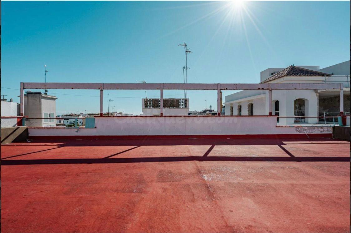 Edificio en venta en pleno centro de Estepona | CABANILLAS R - foto 2