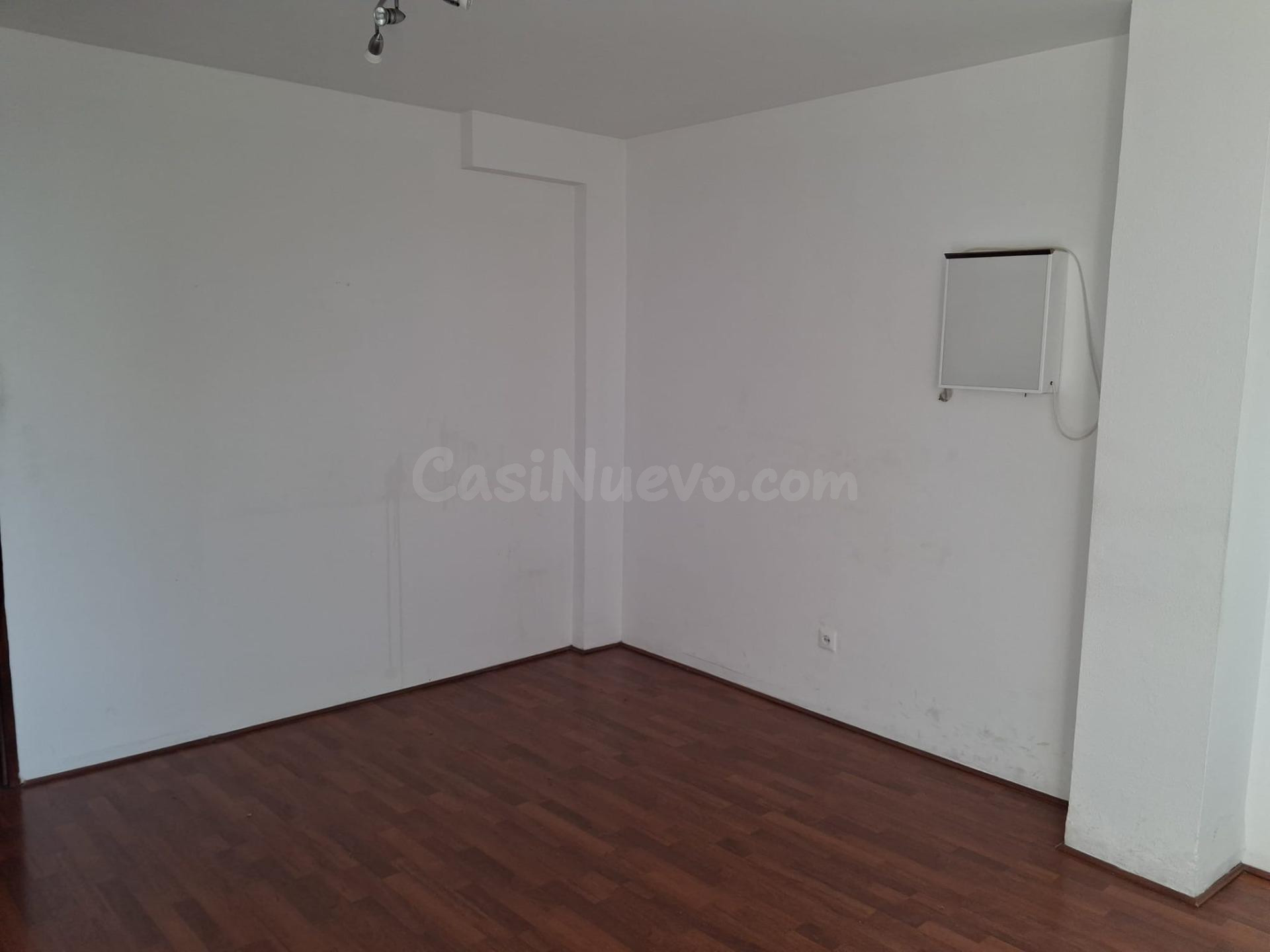 Alquiler para oficina de 35 m2 en Avda España con vistas al  - foto 5