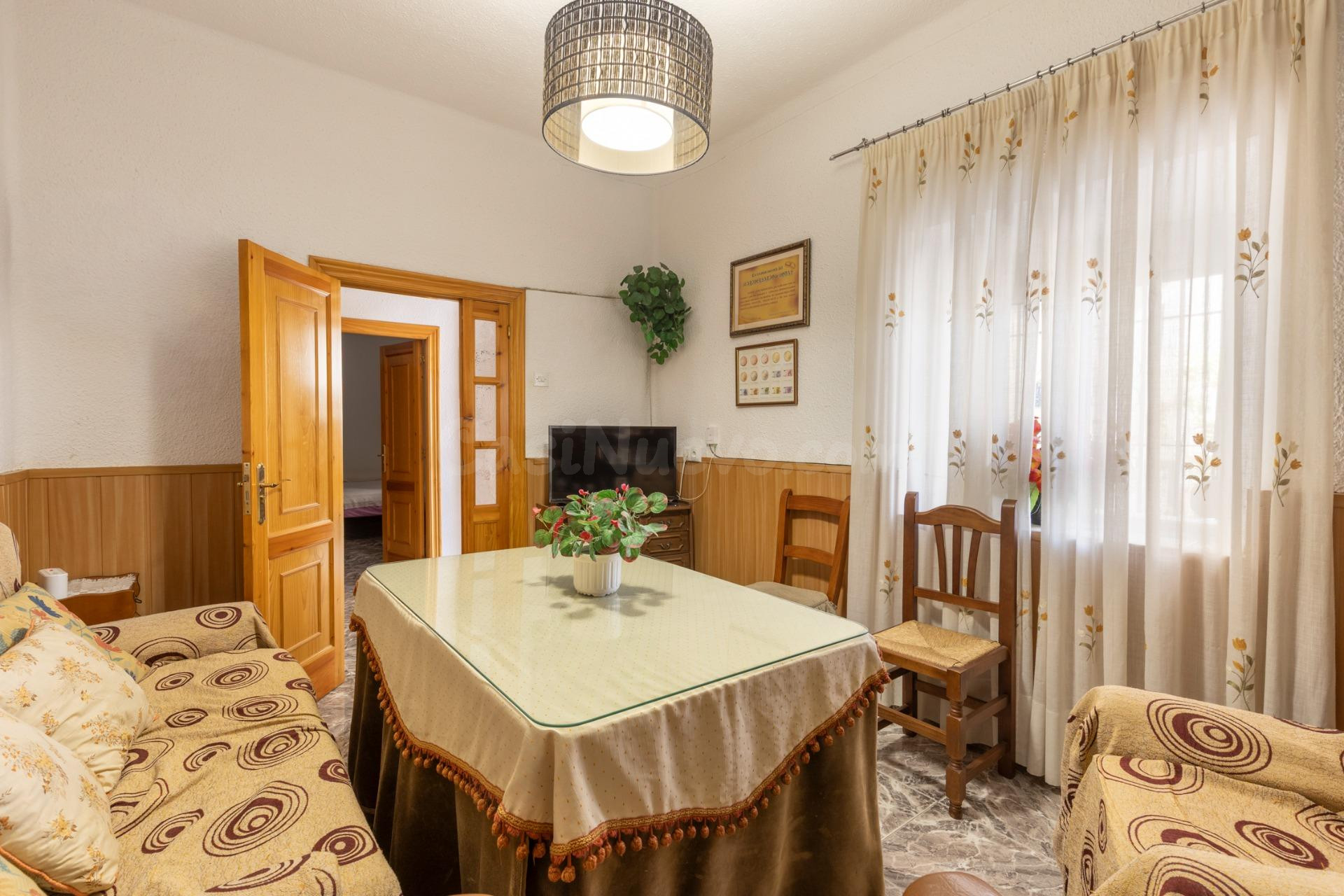 ¡¡GRAN CASA EN LA MEJOR ZONA DE VILLA DE OTURA!!! - foto 5