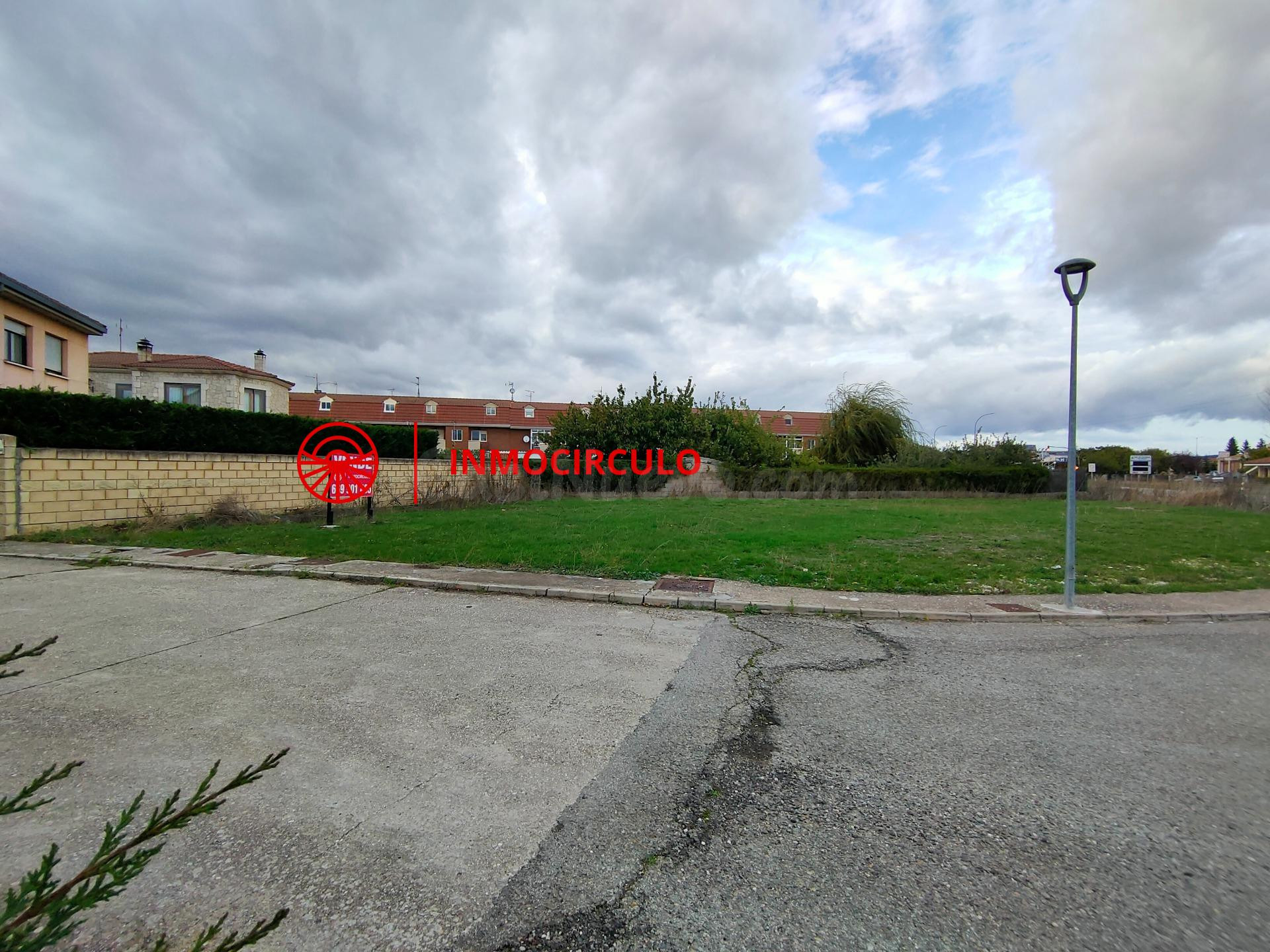 solar para la construcción de una vivienda - foto 2