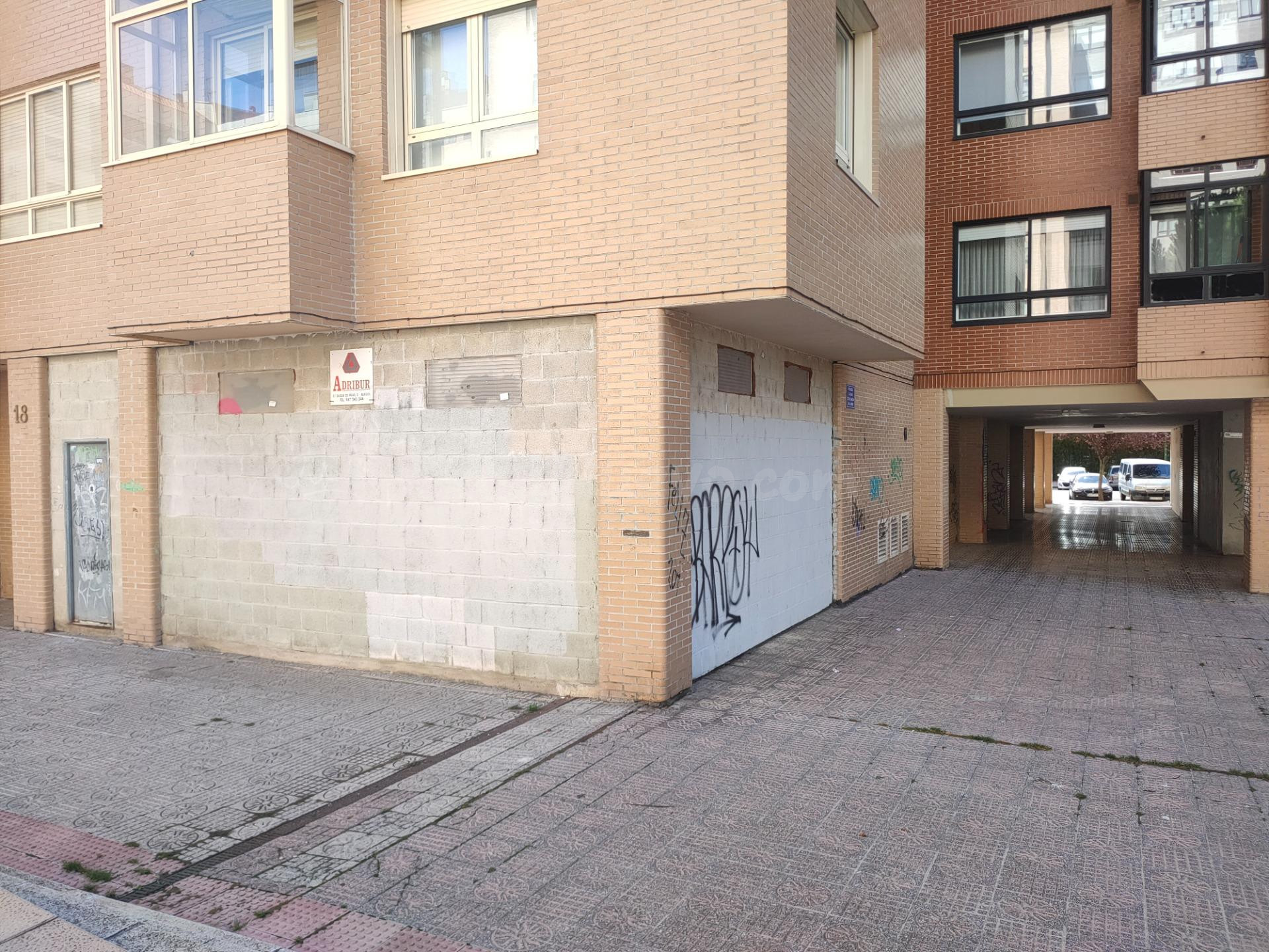 LOCAL ALQUILER EN G3