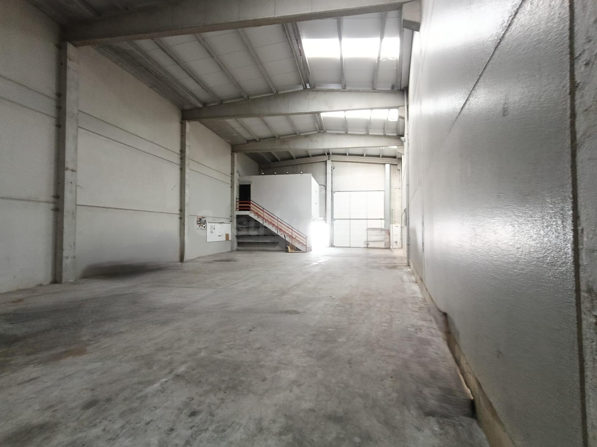 OPORTUNIDAD: NAVE INDUSTRIAL MODERNA EN ALQUILER EN POLIGONO