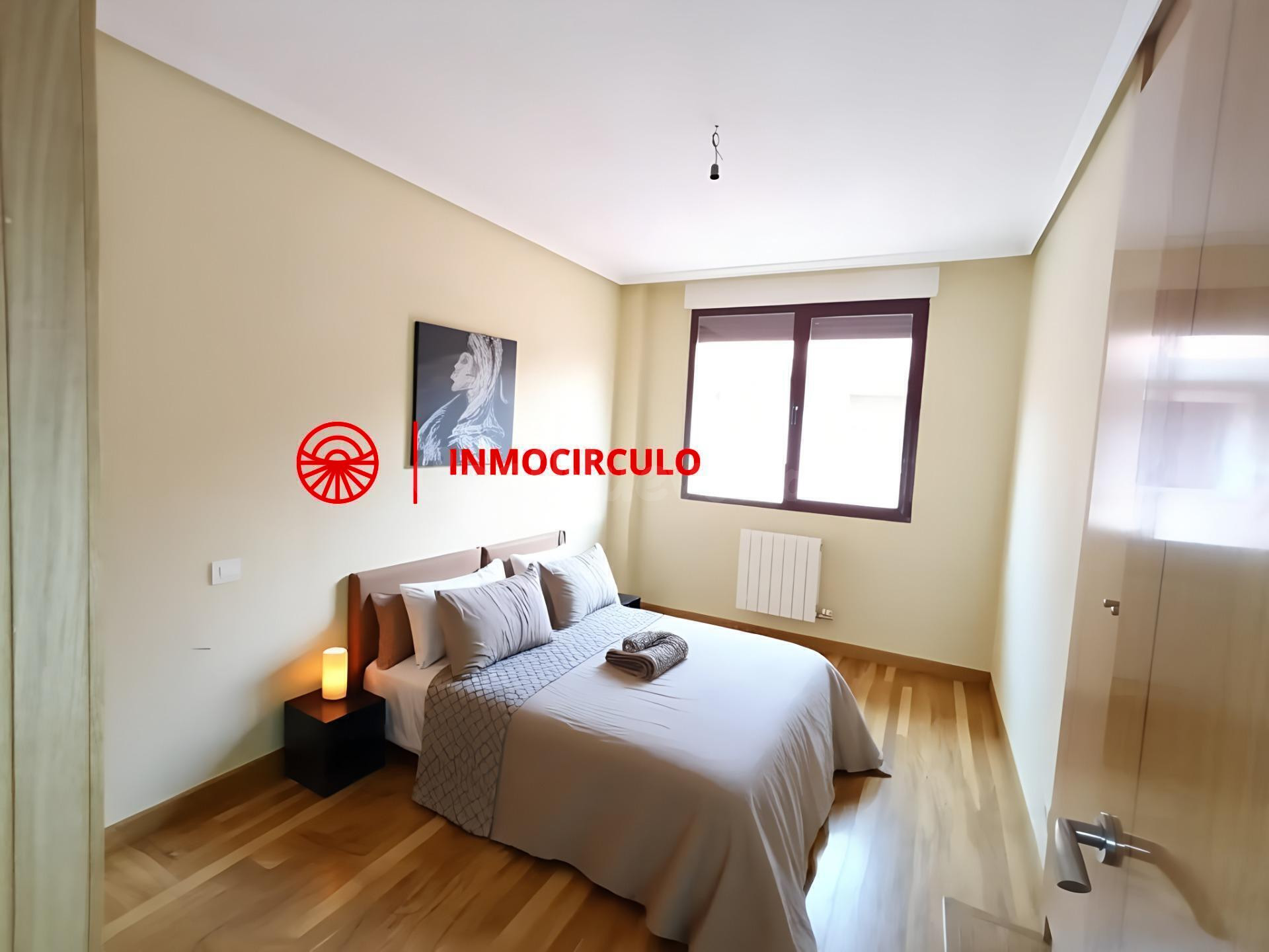 Exclusivo Chalet Pareado Junto al HUBU: Tu Oasis Urbano en B - foto 4