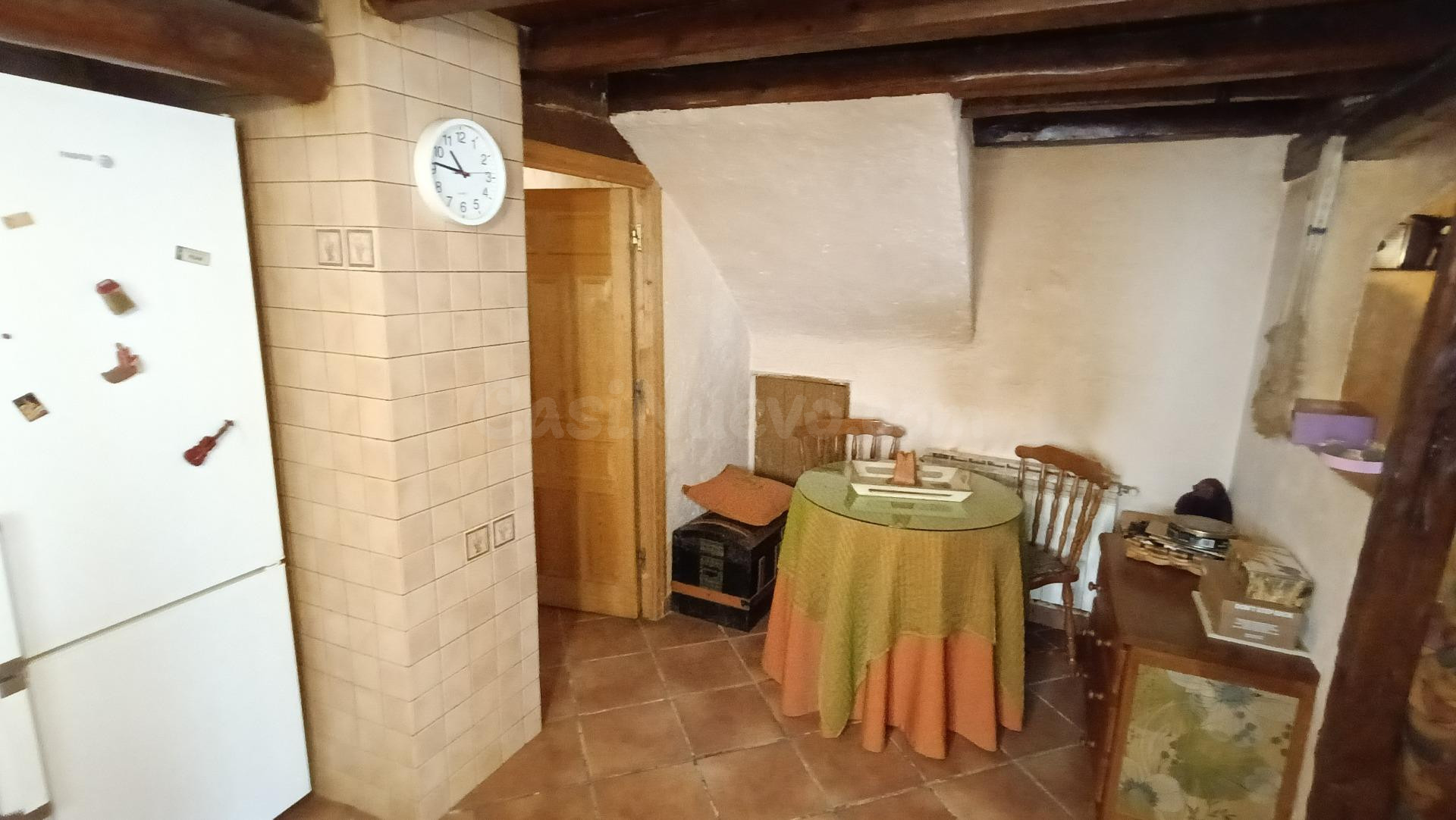 ¡Tu refugio rural a un paso de Burgos! Casa de pueblo con gr - foto 5