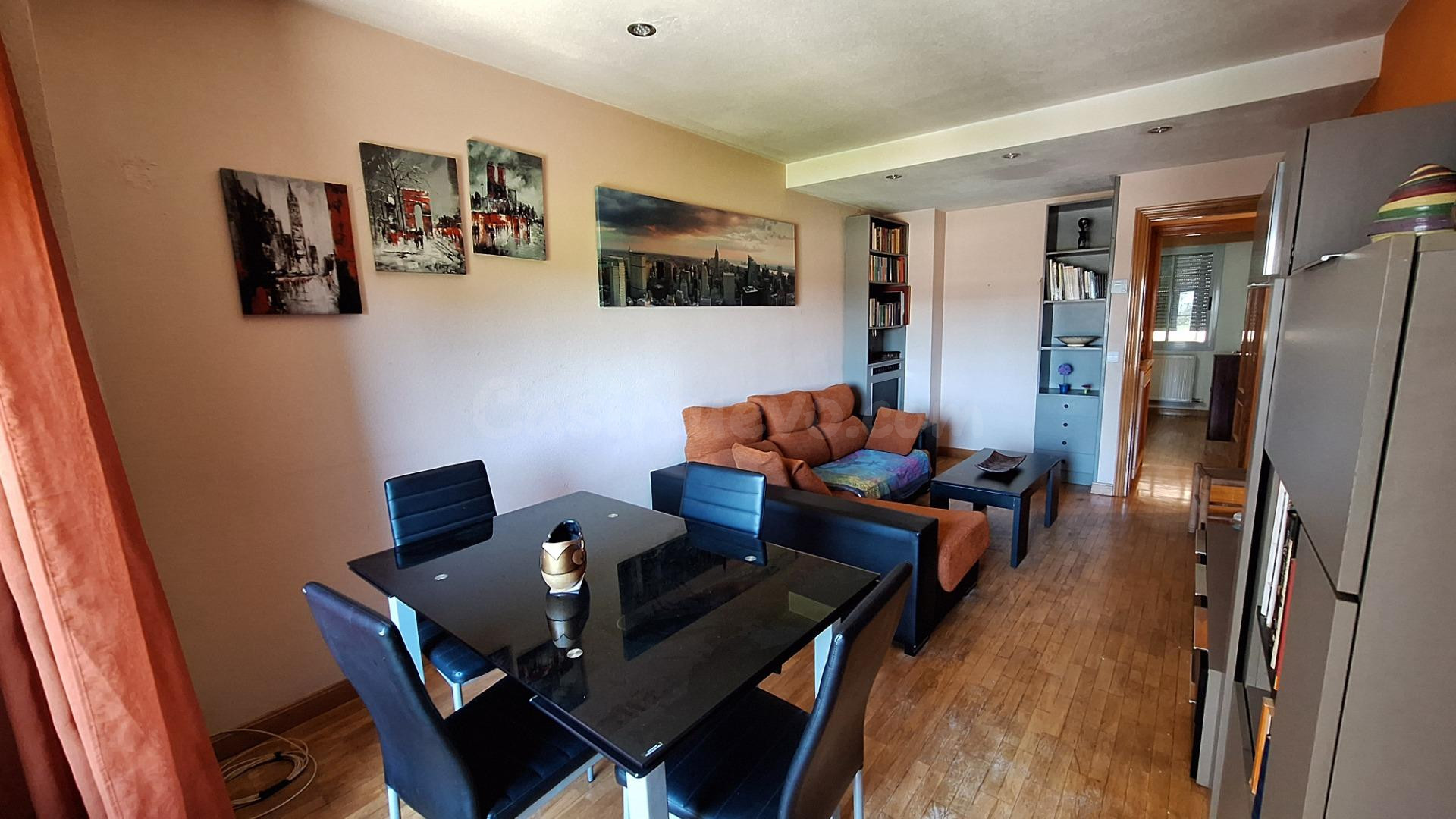 APARTAMENTO DUCA EN G3 CON GARAJE