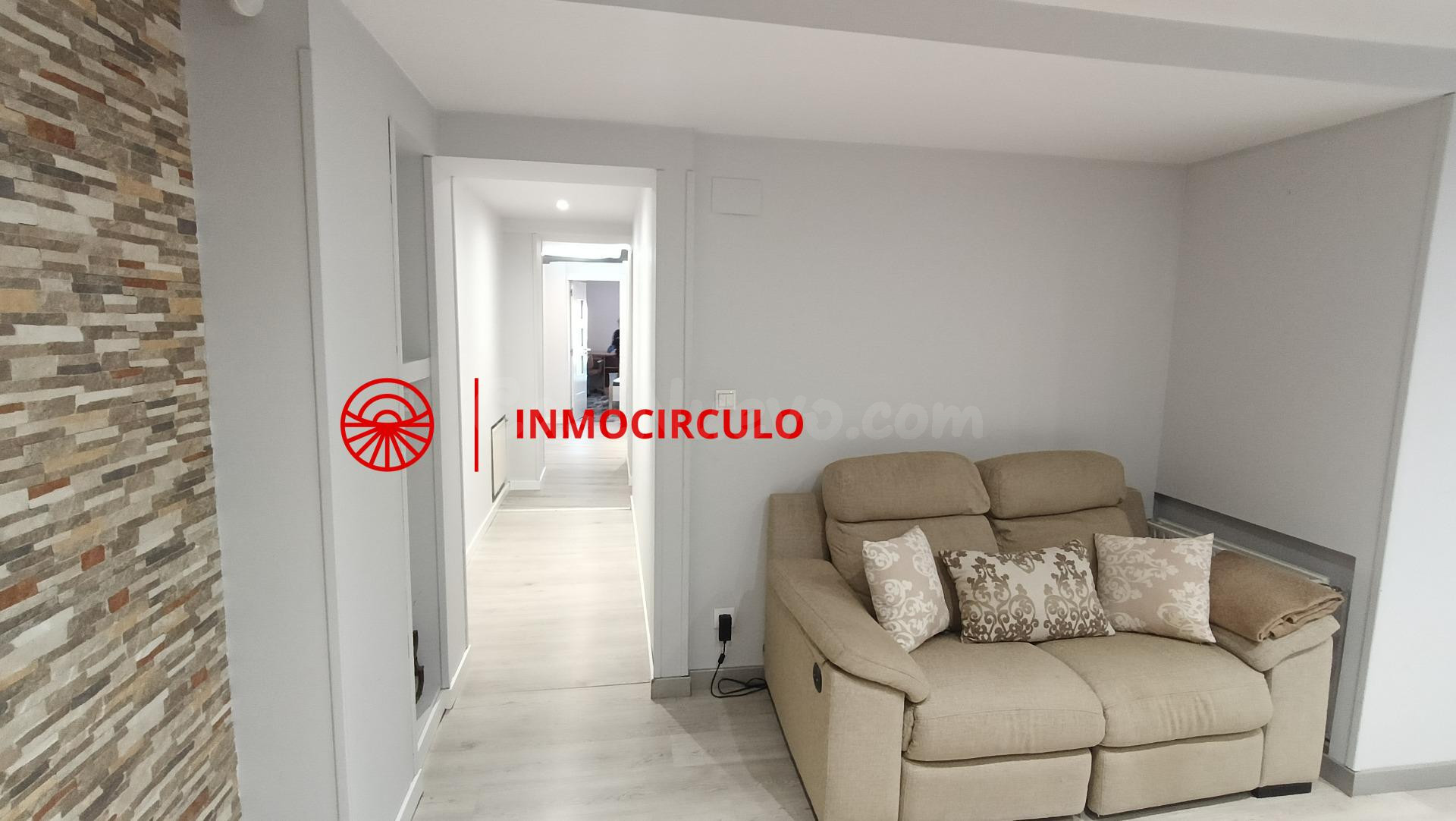 ¡Tu oportunidad en el centro de Burgos! Piso listo para entr - foto 5
