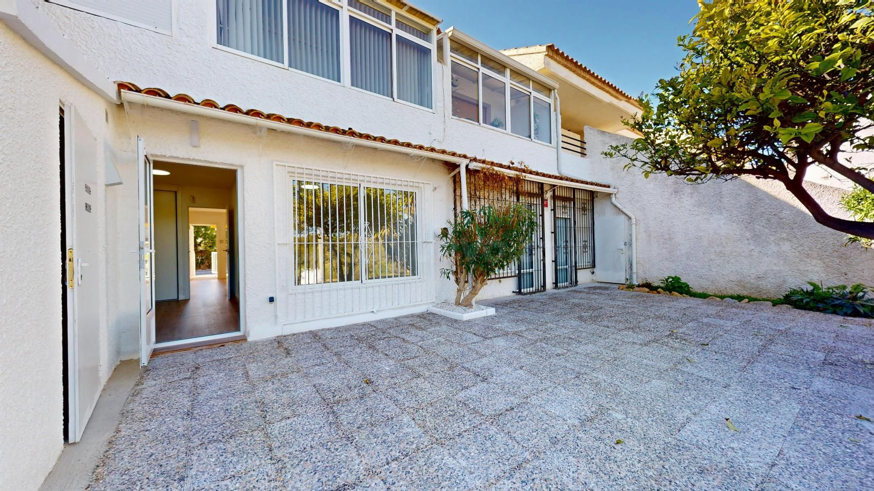 Bungalow 2 habitaciones 85m² en venta - Villamartín-Las Filipinas
