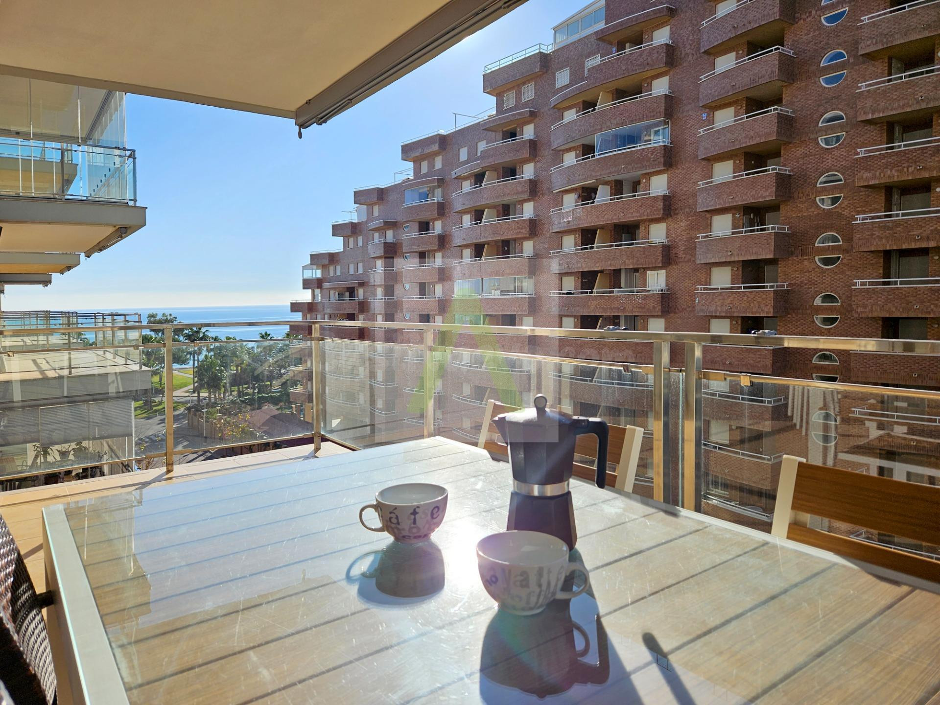 Espectacular apartamento en primera Línea de playa !! - foto 3