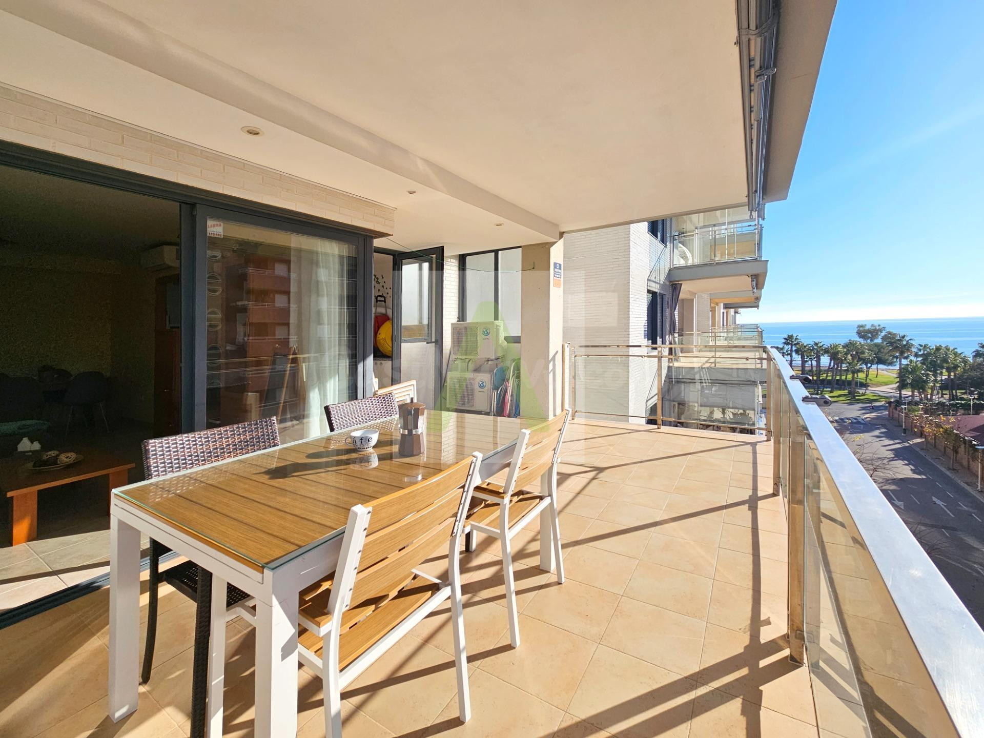 Espectacular apartamento en primera Línea de playa !! - foto 5