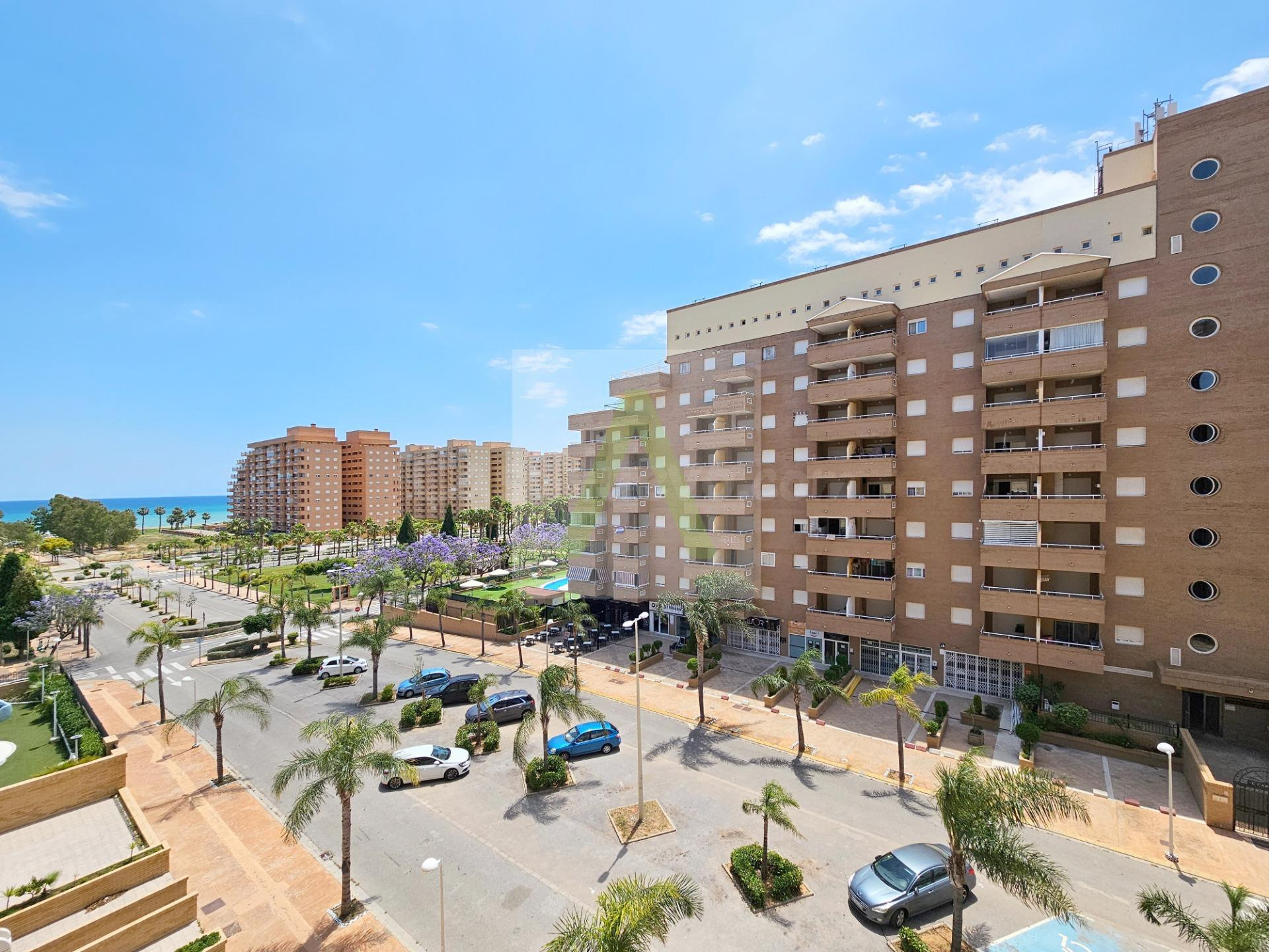 Coqueto apartamento a pocos metros de la playa - foto 3