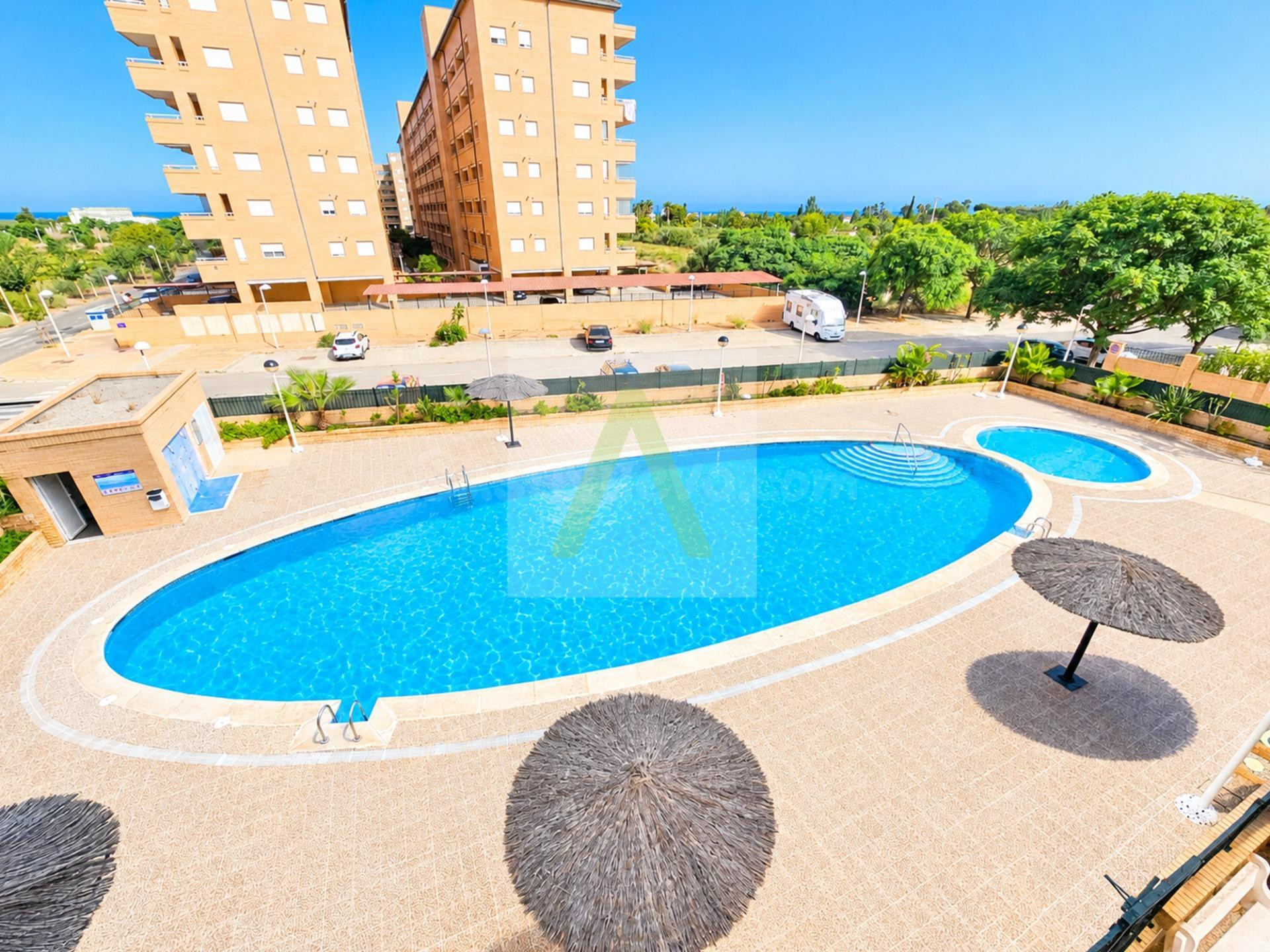 Cuidado apartamento en la zona de Torre La Sal