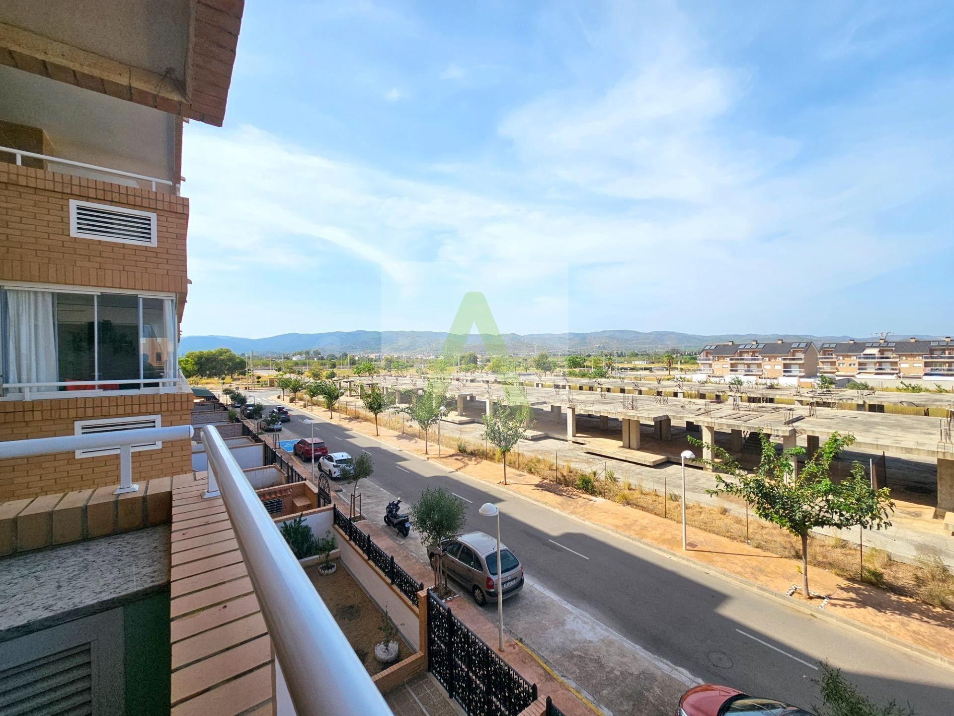 Cuidado apartamento en la zona de Torre La Sal - foto 4