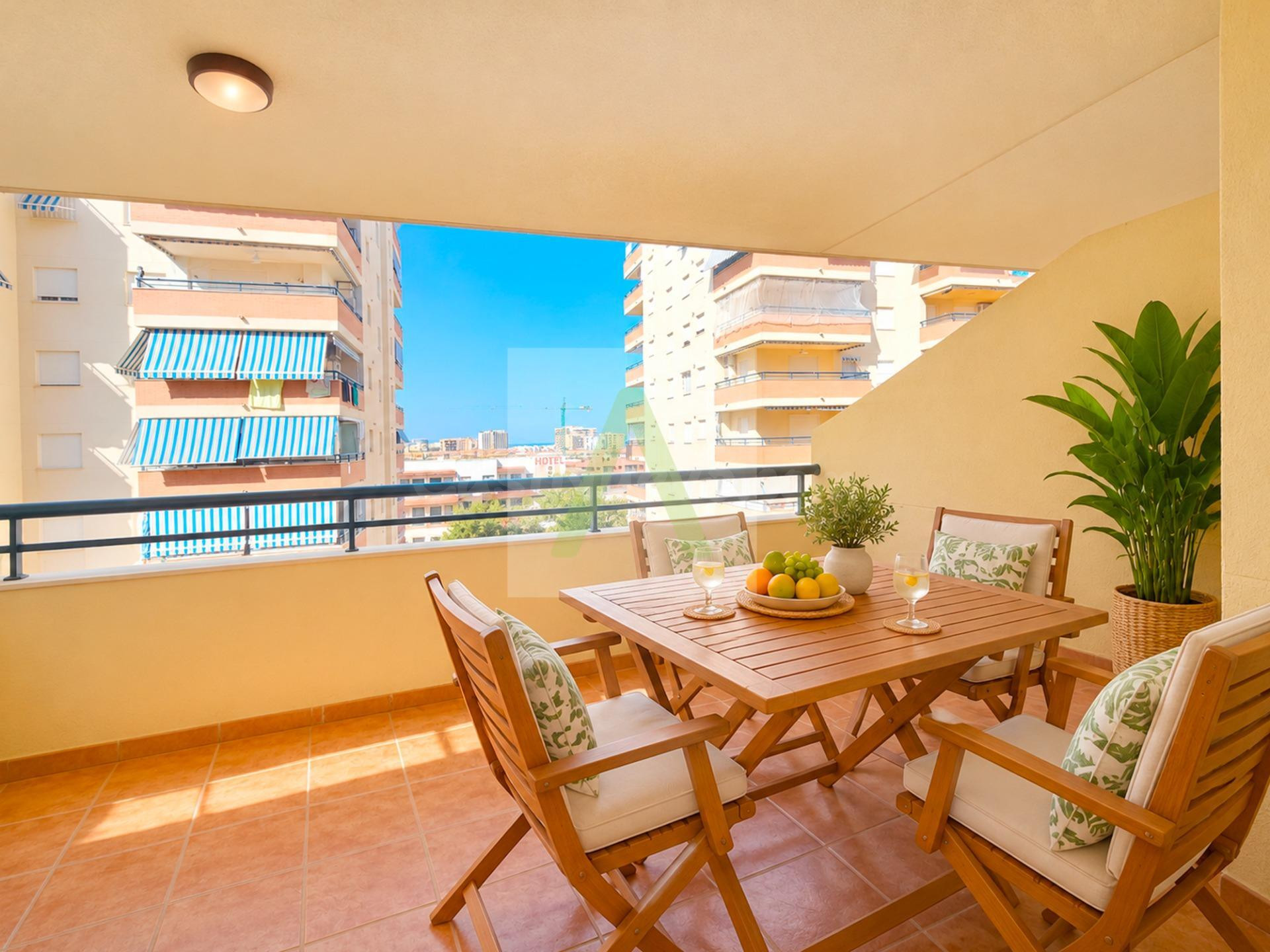 Cuidado apartamento con garaje en la zona de La Concha - foto 2