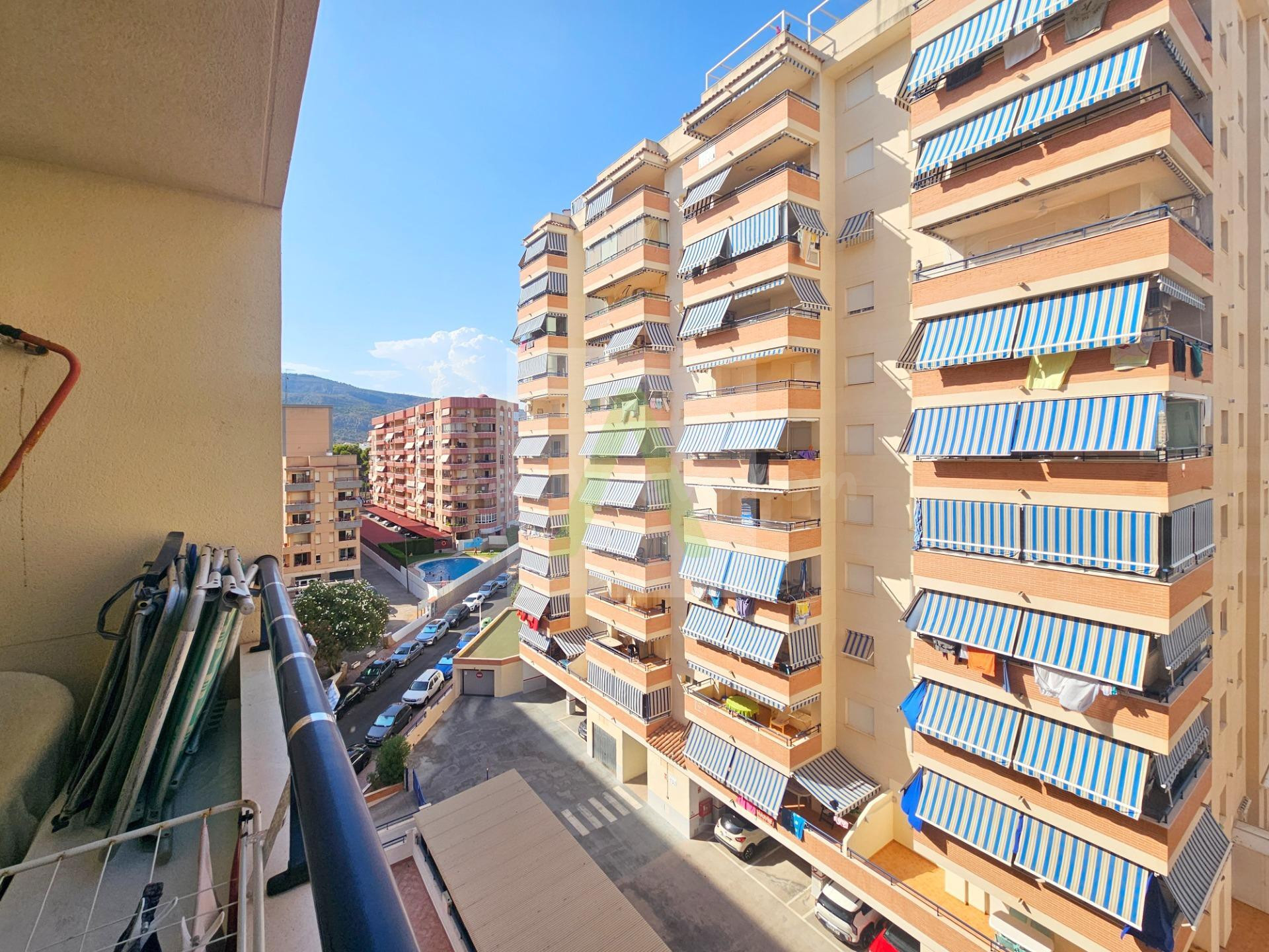 Cuidado apartamento con garaje en la zona de La Concha - foto 4