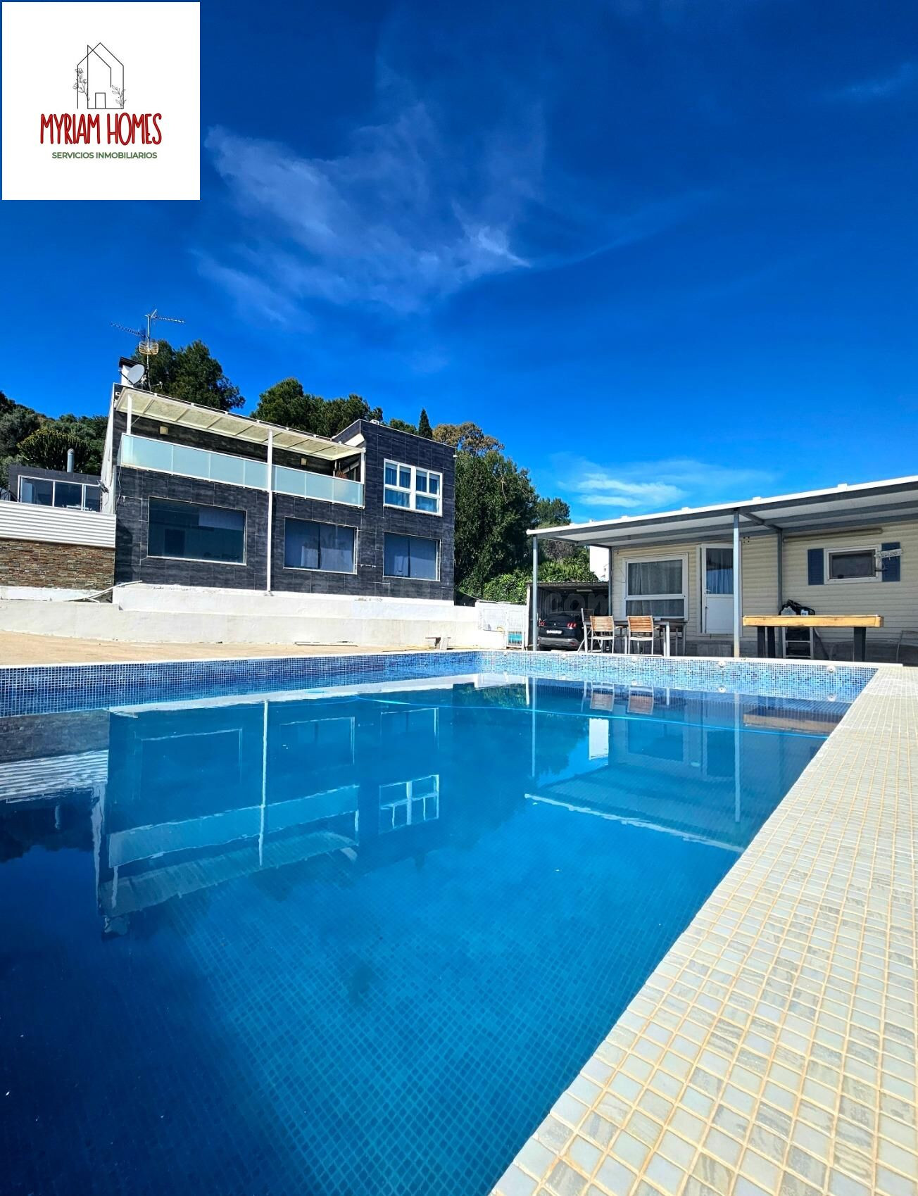ESPECTACULAR VILLA EN VENTA CON PISCINA Y MOBIL HOME - foto 5