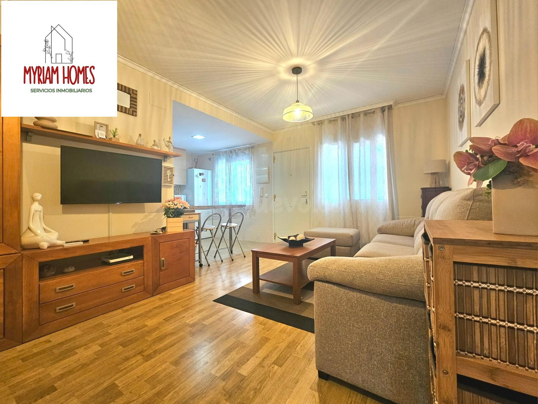 VIVIENDA DE TRES habitaciones IMPECABLE PARA ENTRAR A VIVIR