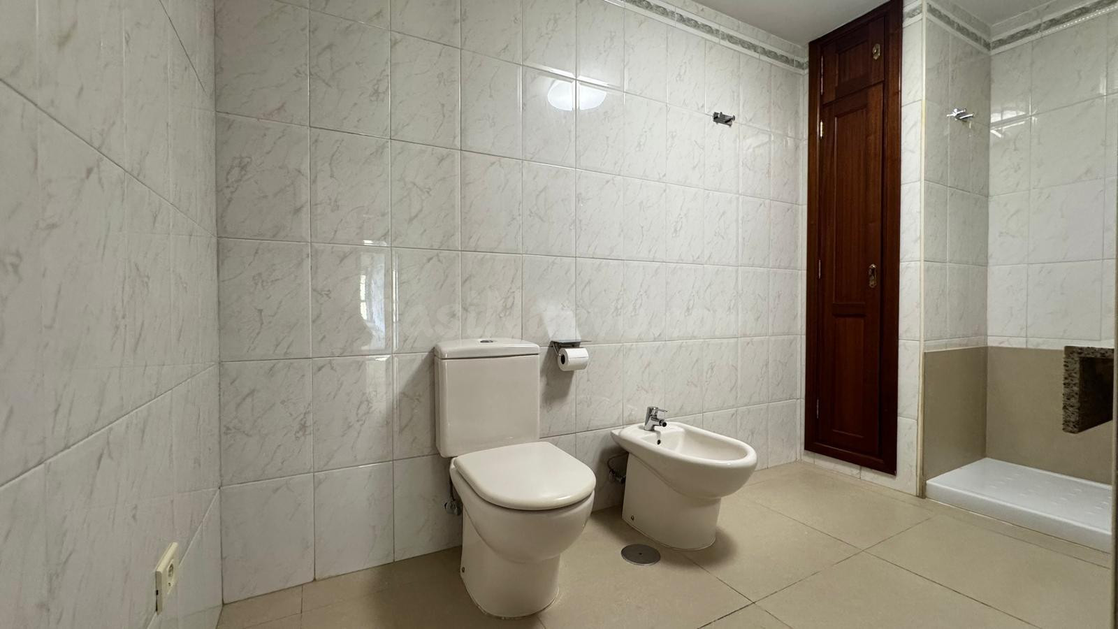 Piso exterior y luminoso en Vegueta de 2 dormitorios con gar - foto 5