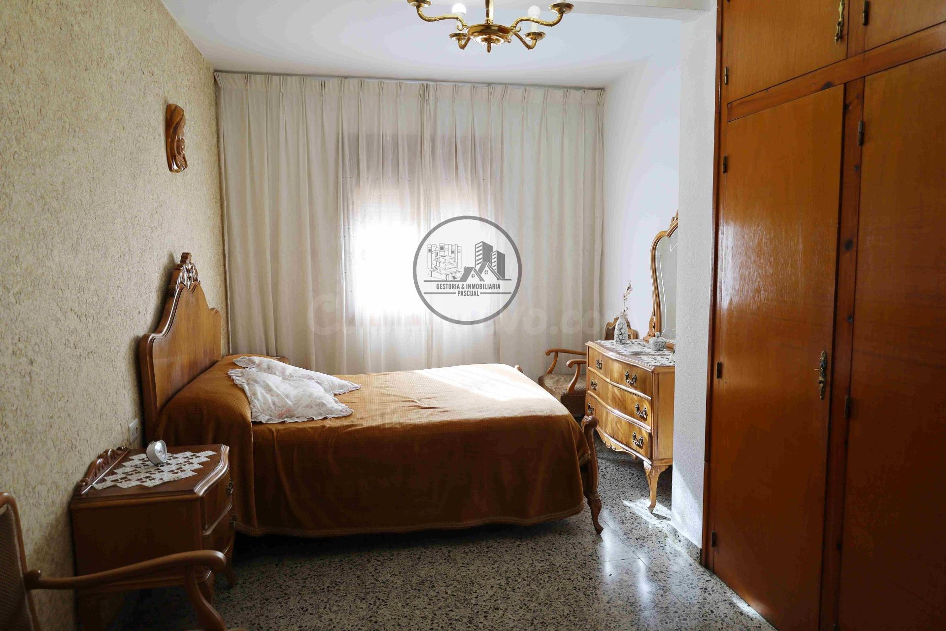 PISO EN VENTA EN CALANDA - foto 3