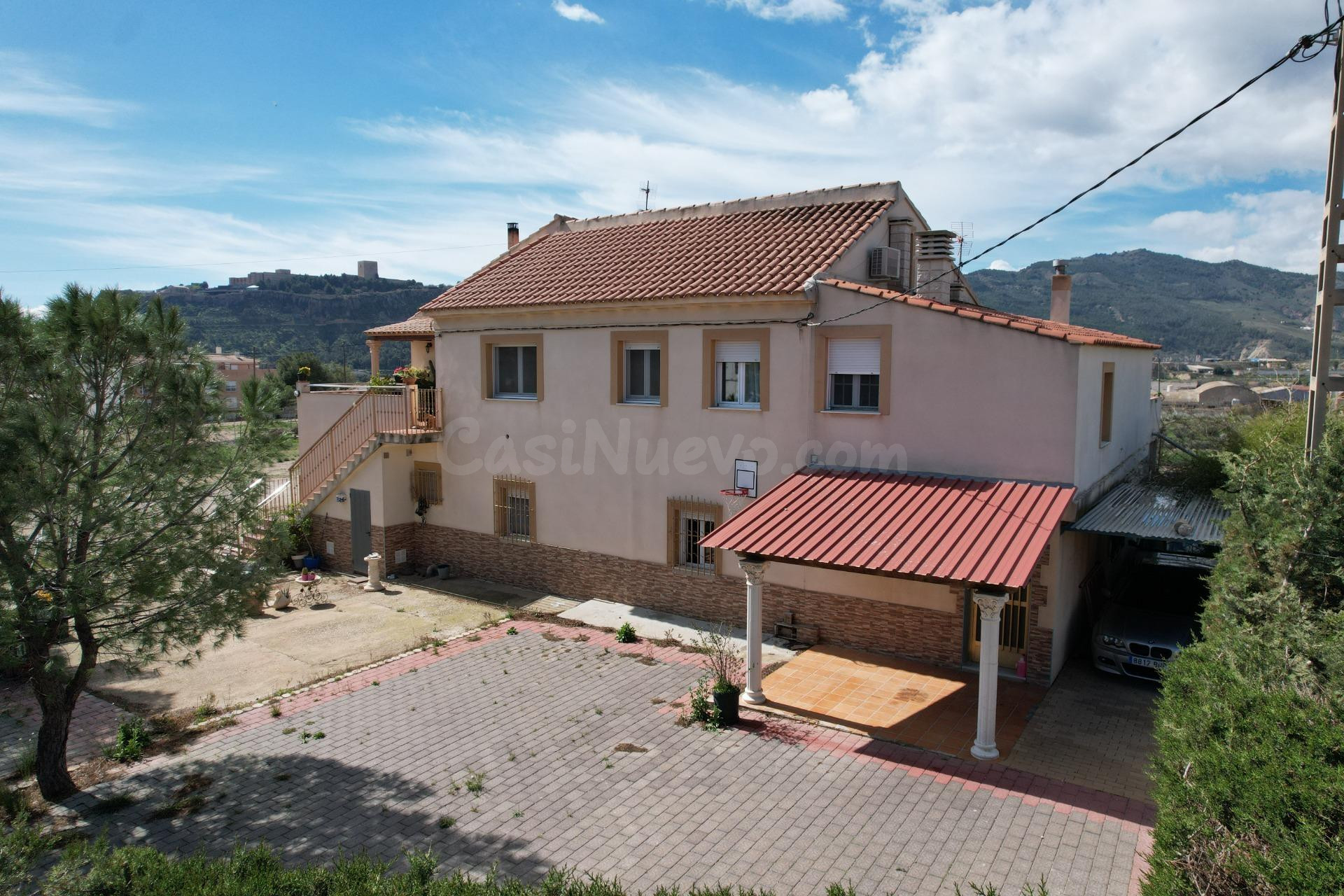 UNA CASA EN PLANTA BAJA QUE DESTACA EN TODO: ESPACIO, UBICACIÓN Y DISTRIBUCIÓN! - foto 4