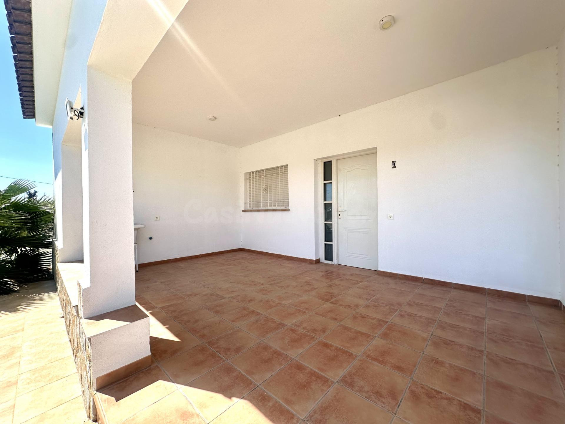 A UN PASO DE LORCA Y ÁGUILAS: CASA CON PARCELA Y 3 DORMITORIOS! - foto 4