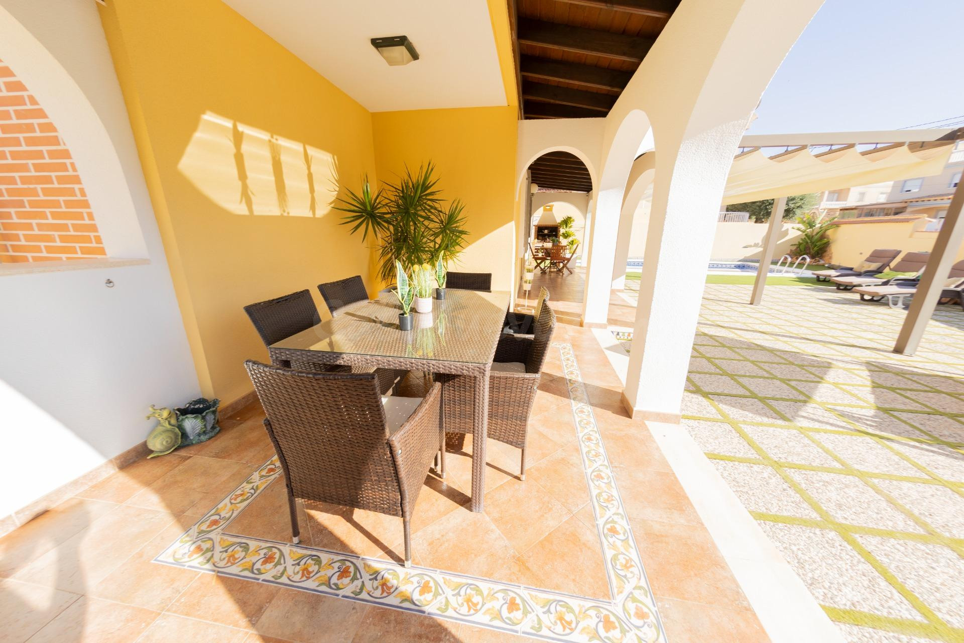 EXCLUSIVO CHALET EN CALABARDINA - ÁGUILAS A 500m DEL MAR!! - foto 4