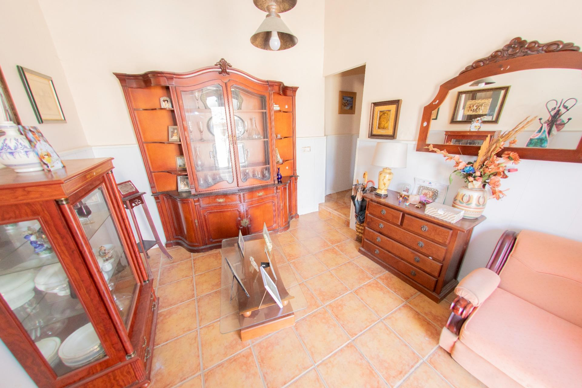 EXCLUSIVA! UNA OPORTUNIDAD PARA VIVIR EN EL CAMPO! - foto 2