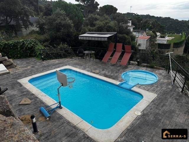 Tu hogar familiar con vistas al mar: espacio, naturaleza y b
