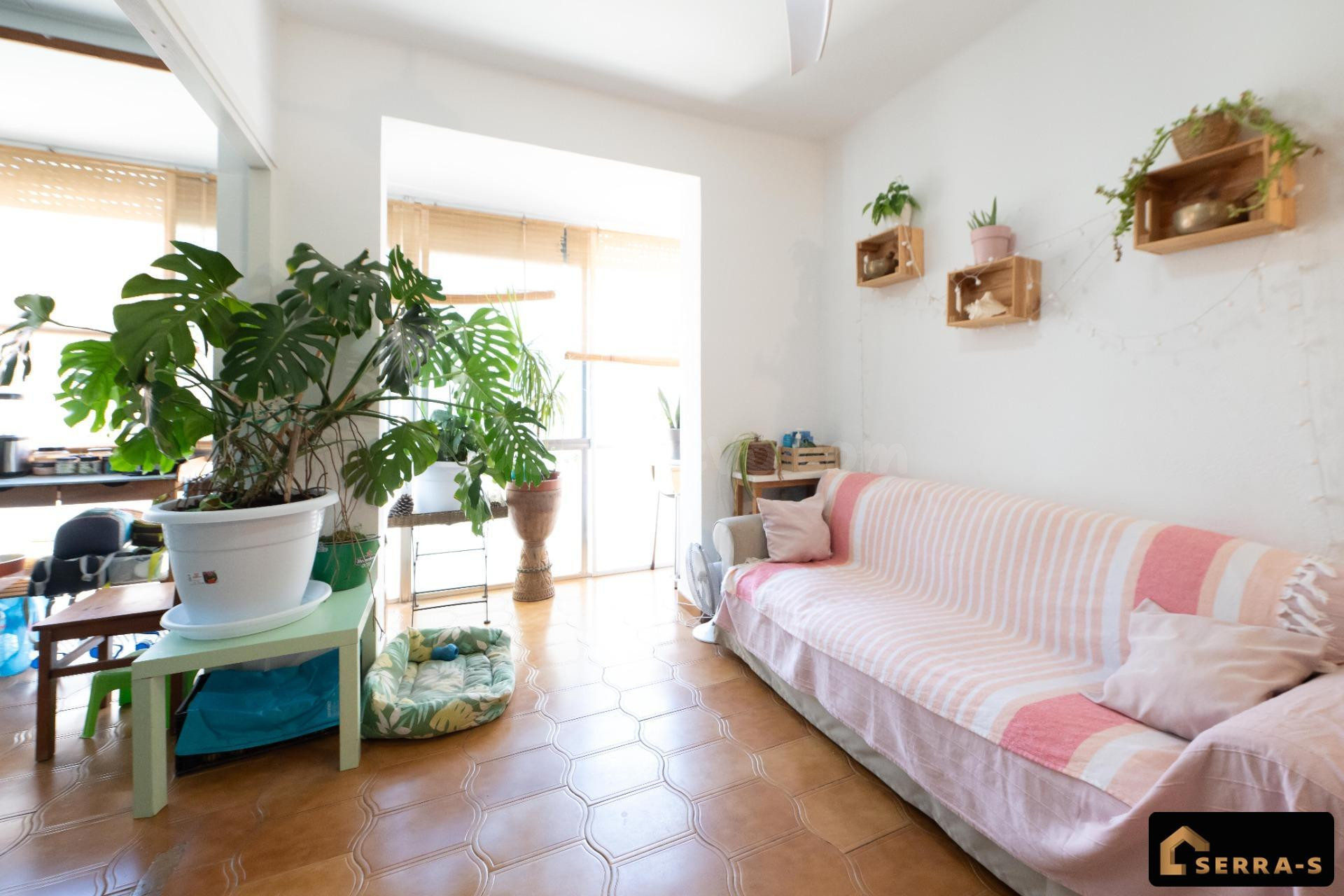 Encantador piso con loft independiente ¡Una oportunidad únic