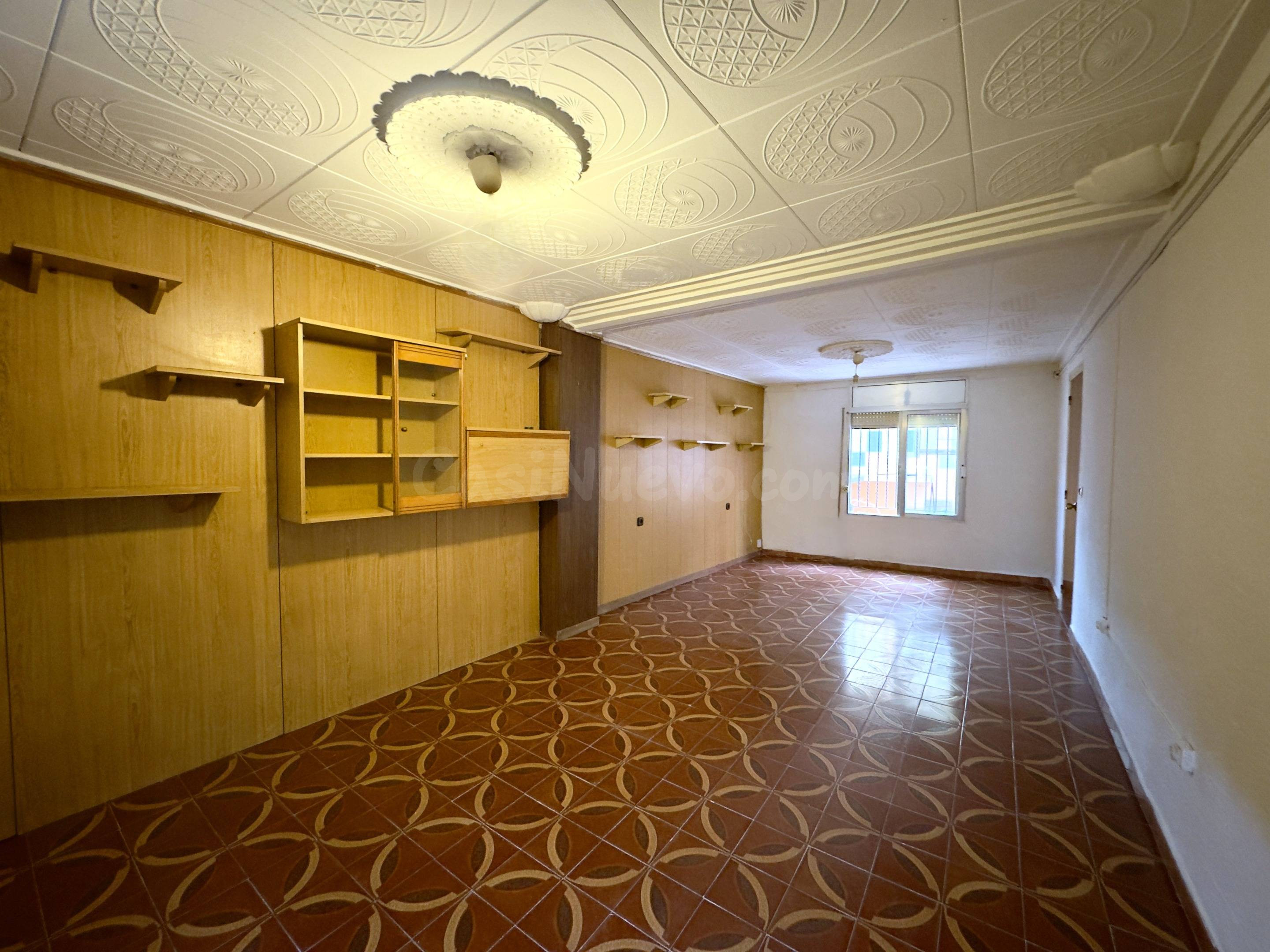 ¡DESCUBRE ESTA ACOGEDORA CASA ADOSADA EN BLANES! - foto 2