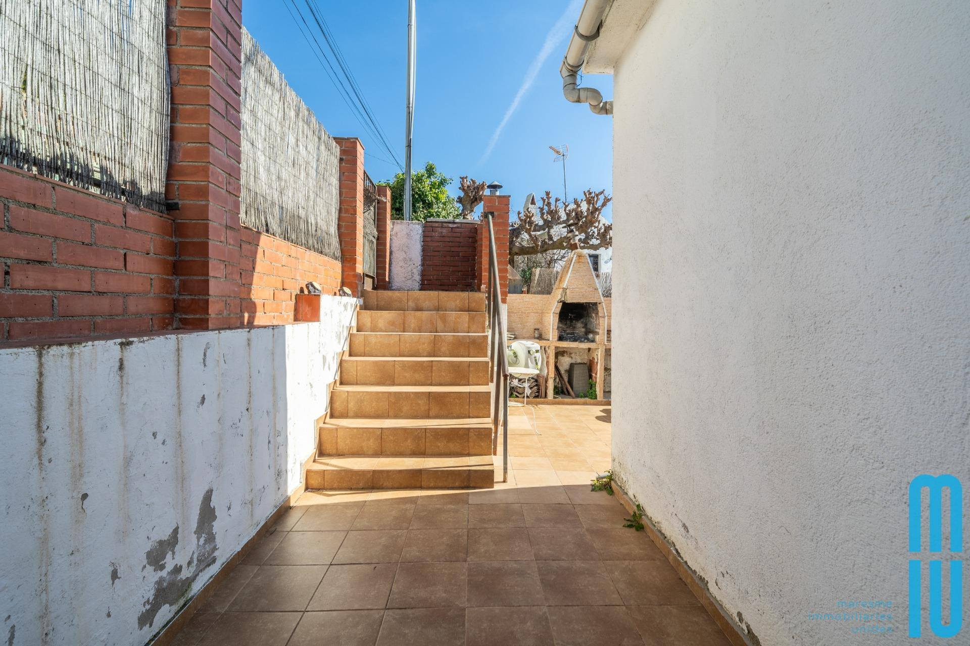 CASA A 4 VIENTOS CON PRECIOSAS VISTAS AL MAR - foto 4