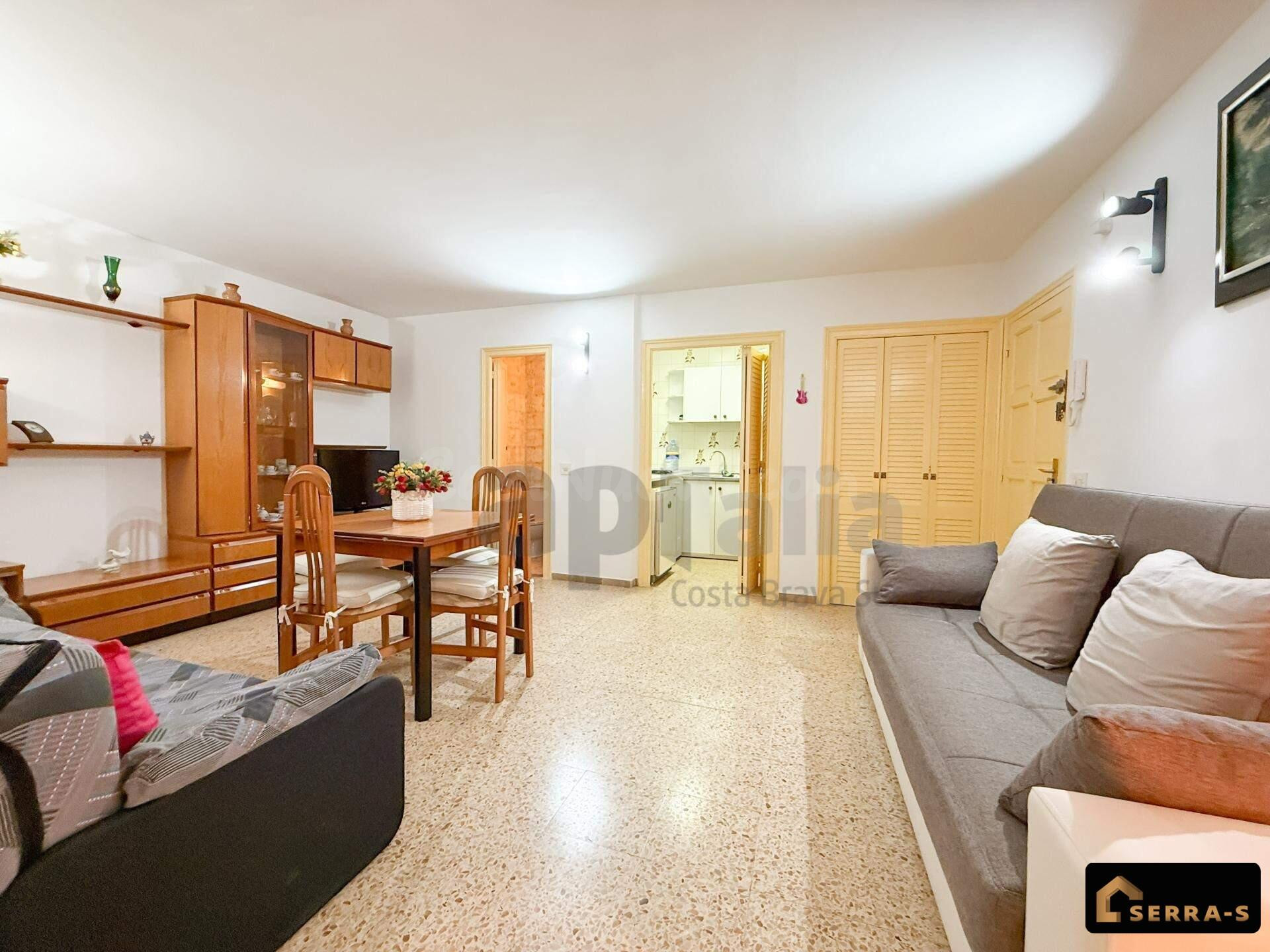 ACOGEDOR APARTAMENTO EN EL CENTRO DE LLORET DE MAR! - foto 3