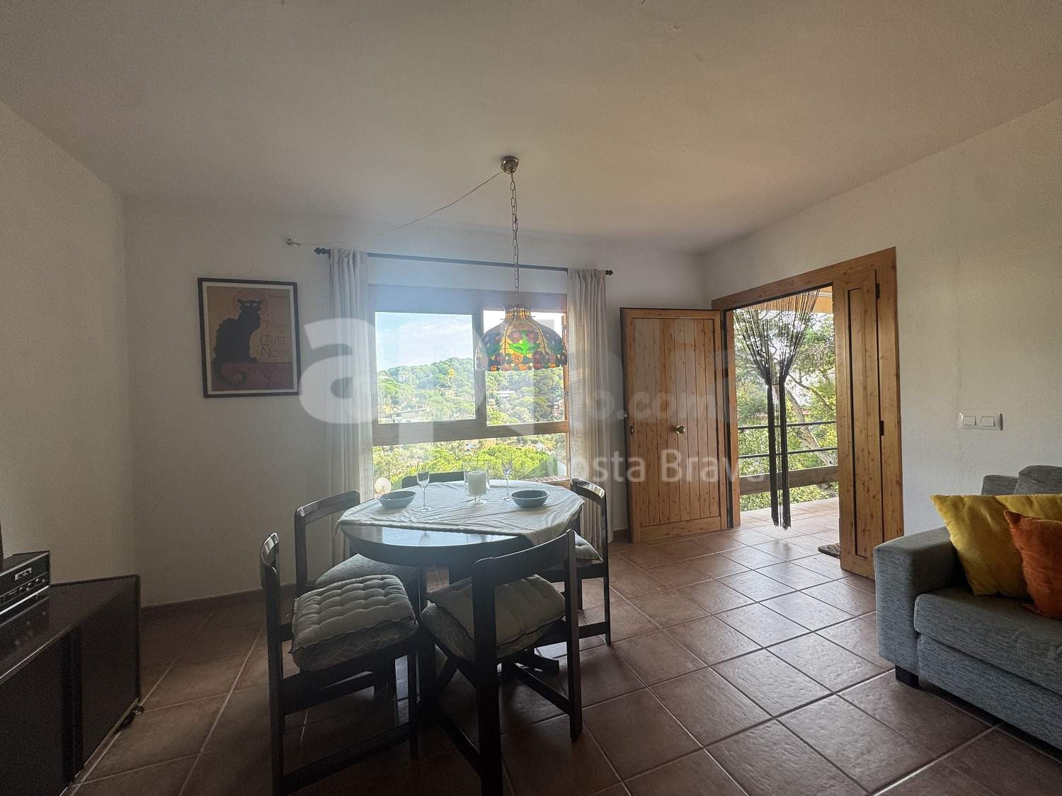EXCLUSIVO APARTAMENTO REFORMADO EN CALA CANYELLES - foto 3