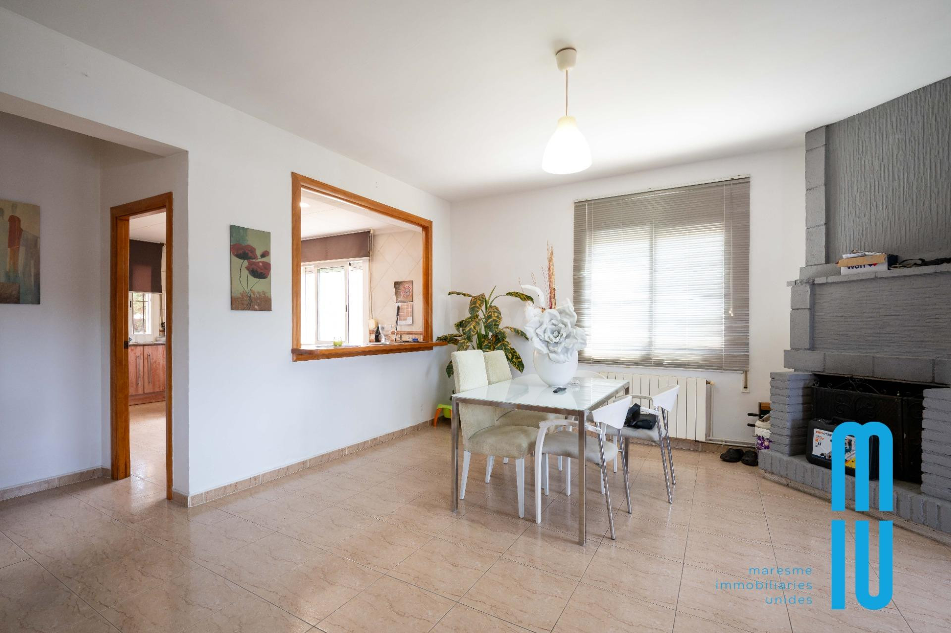 ¡Gran oportunidad en Fogars de la Selva! Finca de 456 m2 ide - foto 4
