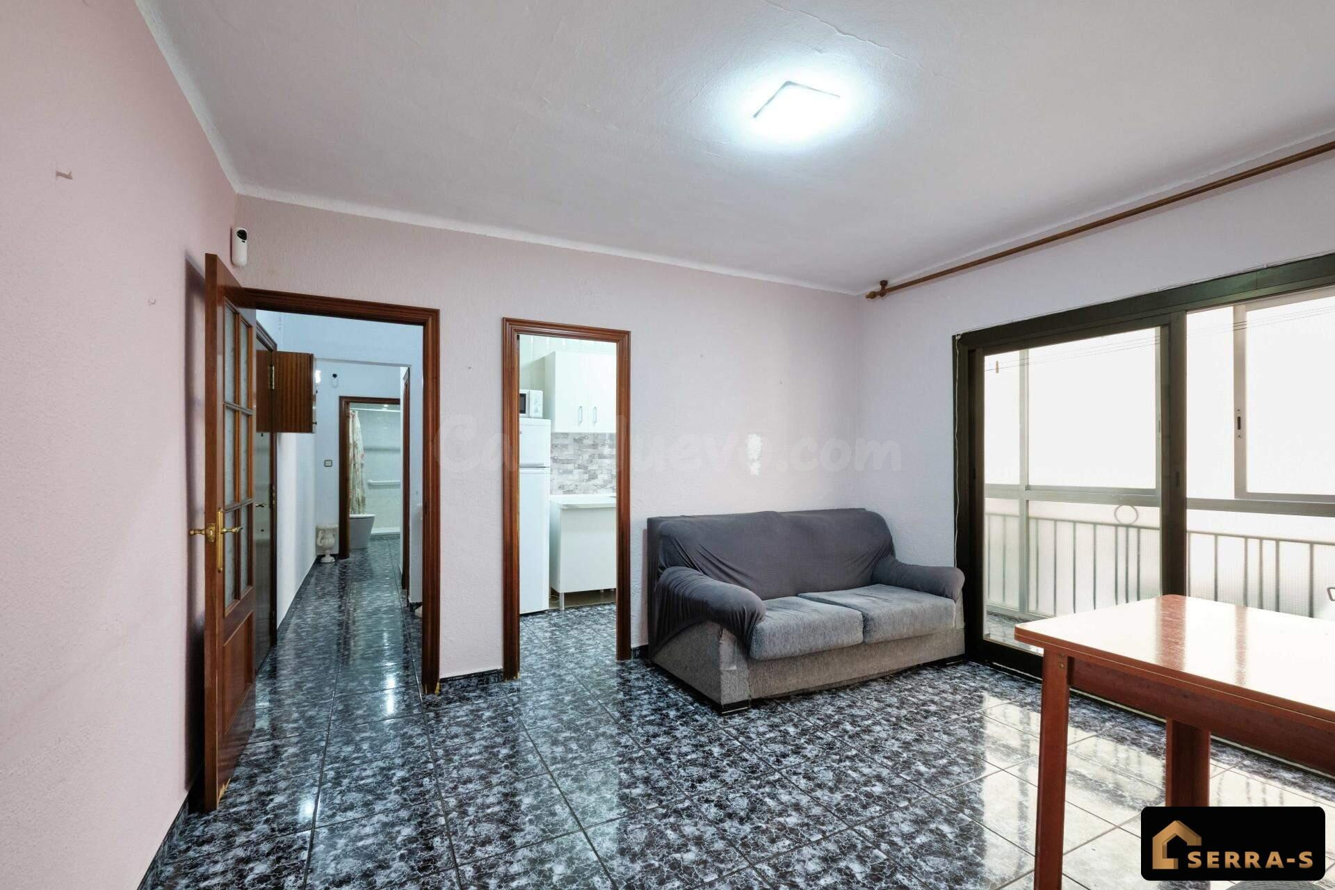 Amplio piso de 4 habitaciones en Paseo Ramón Berenguer (Mata - foto 4