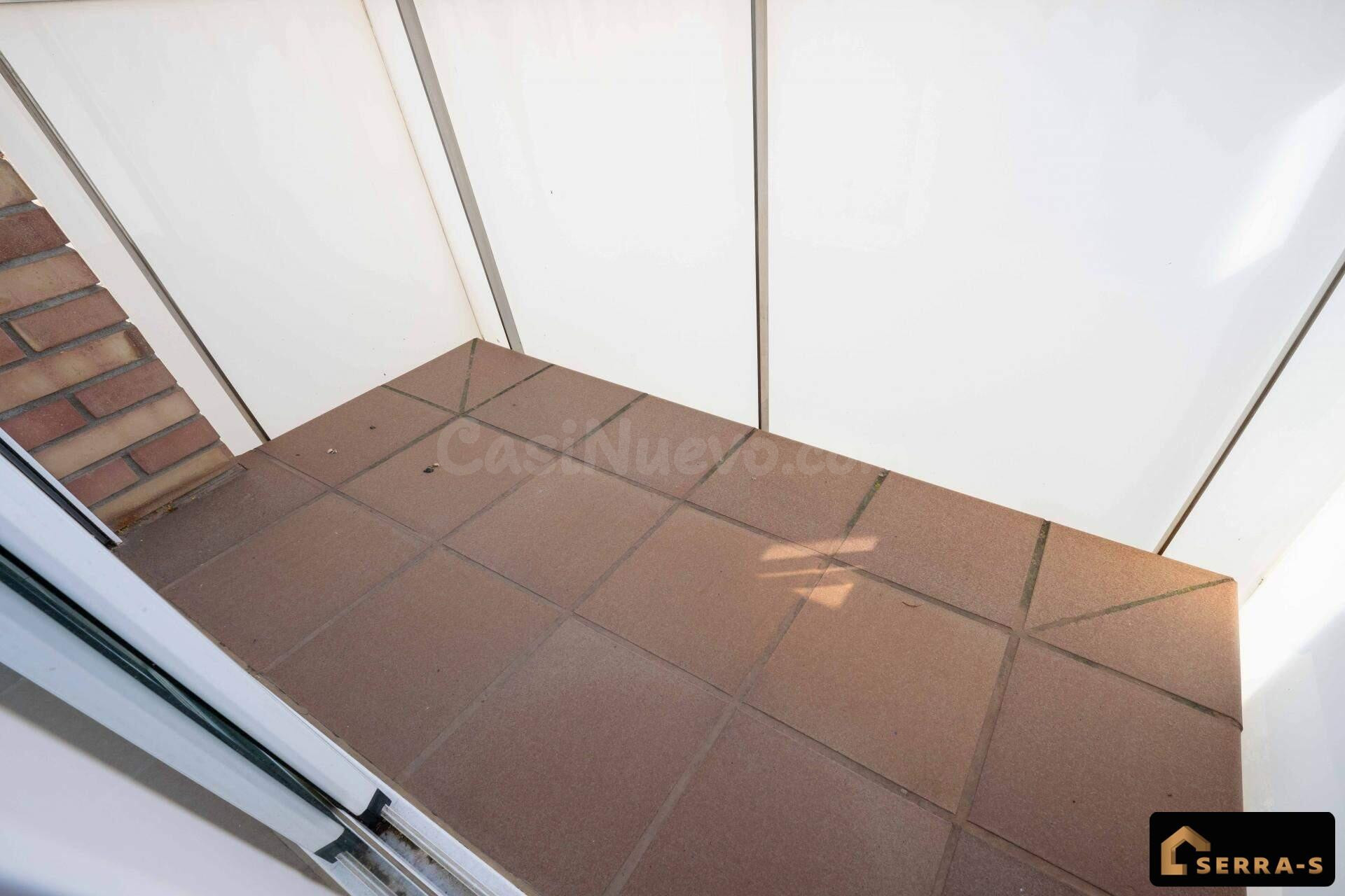 PISO DE 3 habitaciones, 2 BALCONES Y UNA EXCELENTE UBICACIÓN - foto 3