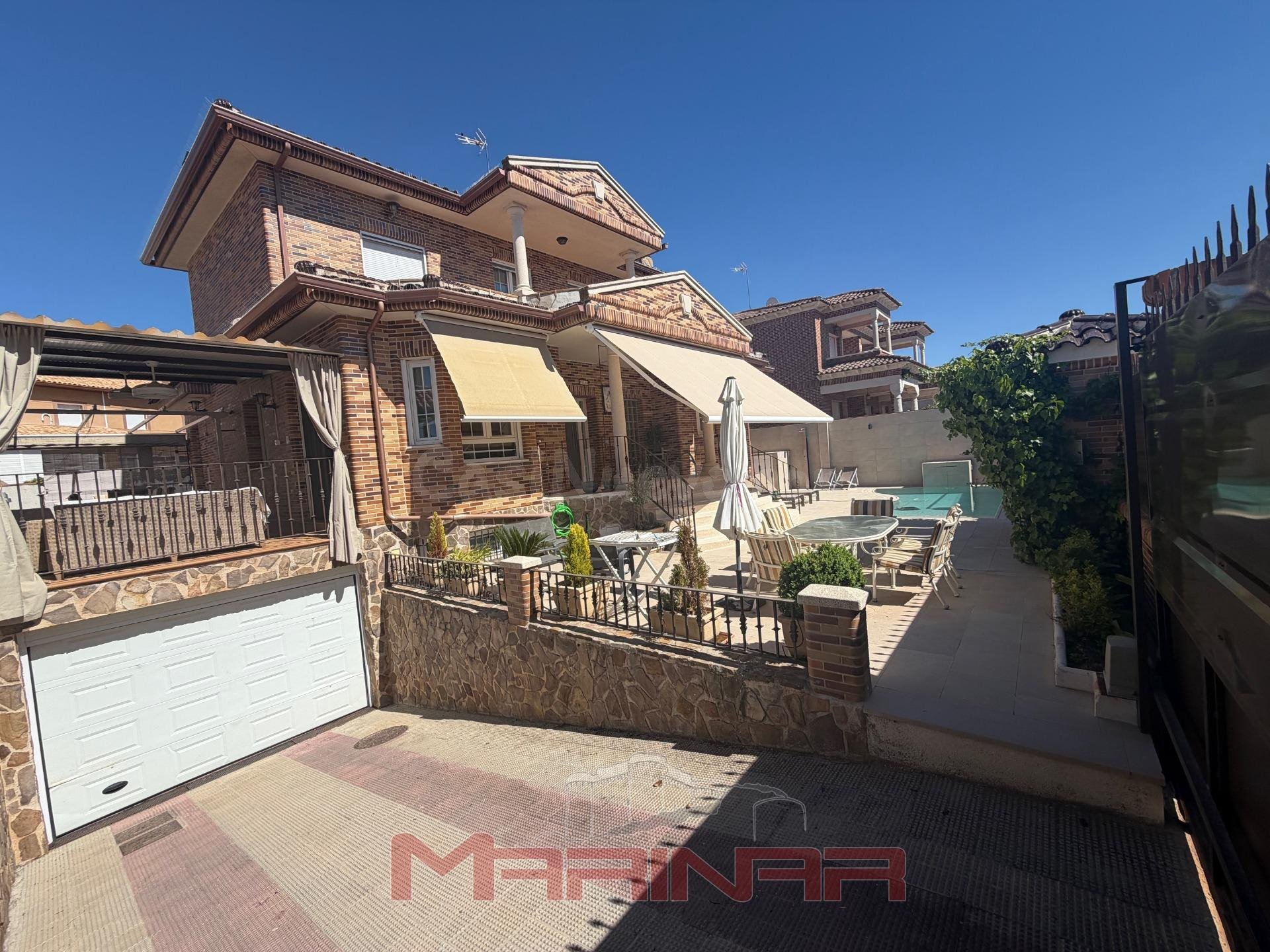 Chalet de lujo en Ocaña - foto 2