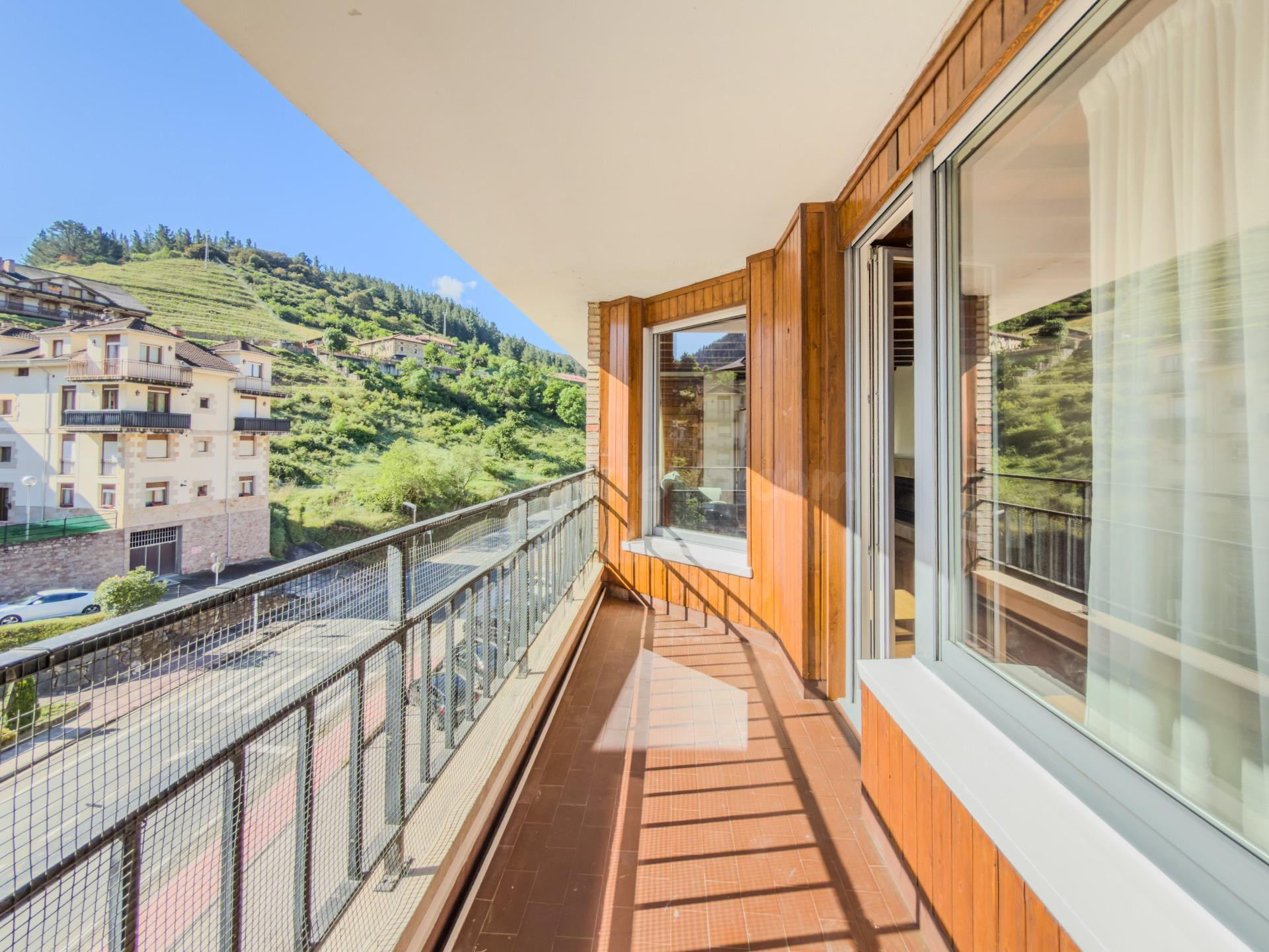 ¡EL PISO QUE MARCA LA DIFERENCIA EN OJEDO! 4 habitaciones, 2 - foto 2