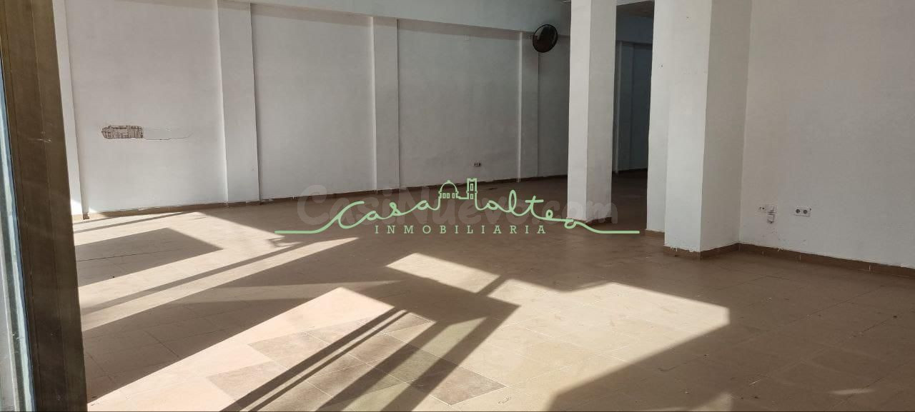 Local comercial en alquiler en La Nucía pueblo - foto 4