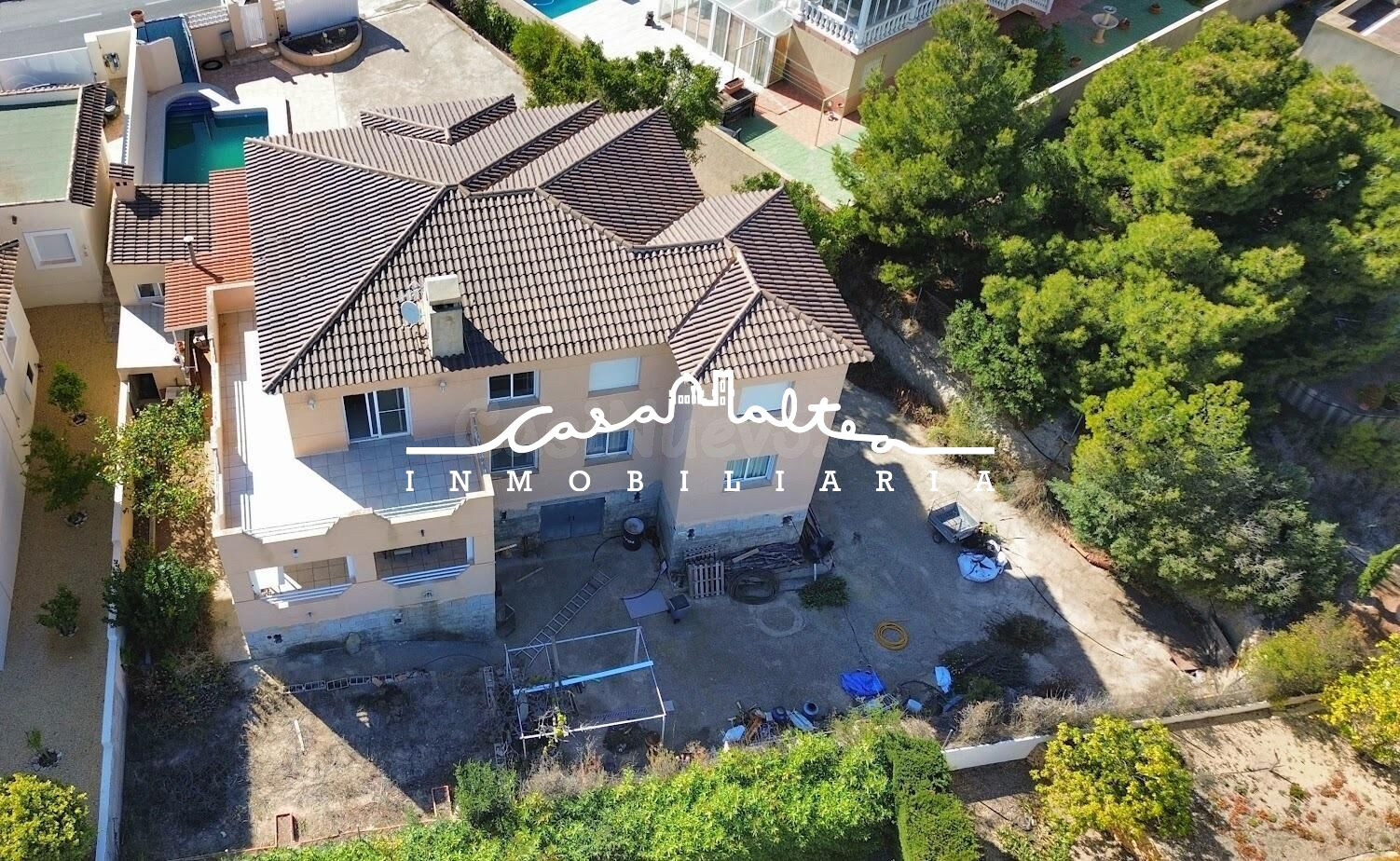 CHALET CON PARCELA Y PISCINA - DOS VIVIENDAS INDEPENDIENTES - foto 3