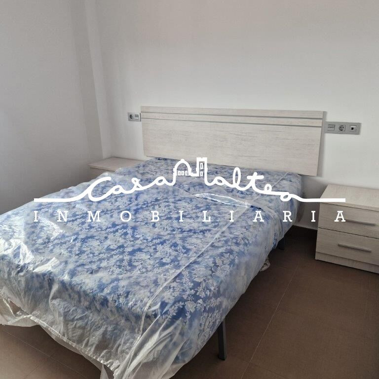 Se vende PISO PARA ENTRAR A VIVIR en el centro de LA NUCIA - foto 3