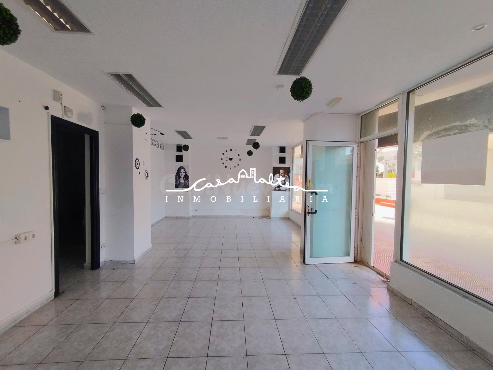 Local comercial ubicado entre 1 y 2 línea playa Levante - foto 2