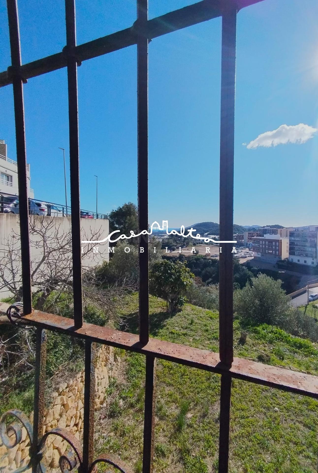 En venta gran casa para reforma integral en Callosa con mara - foto 2